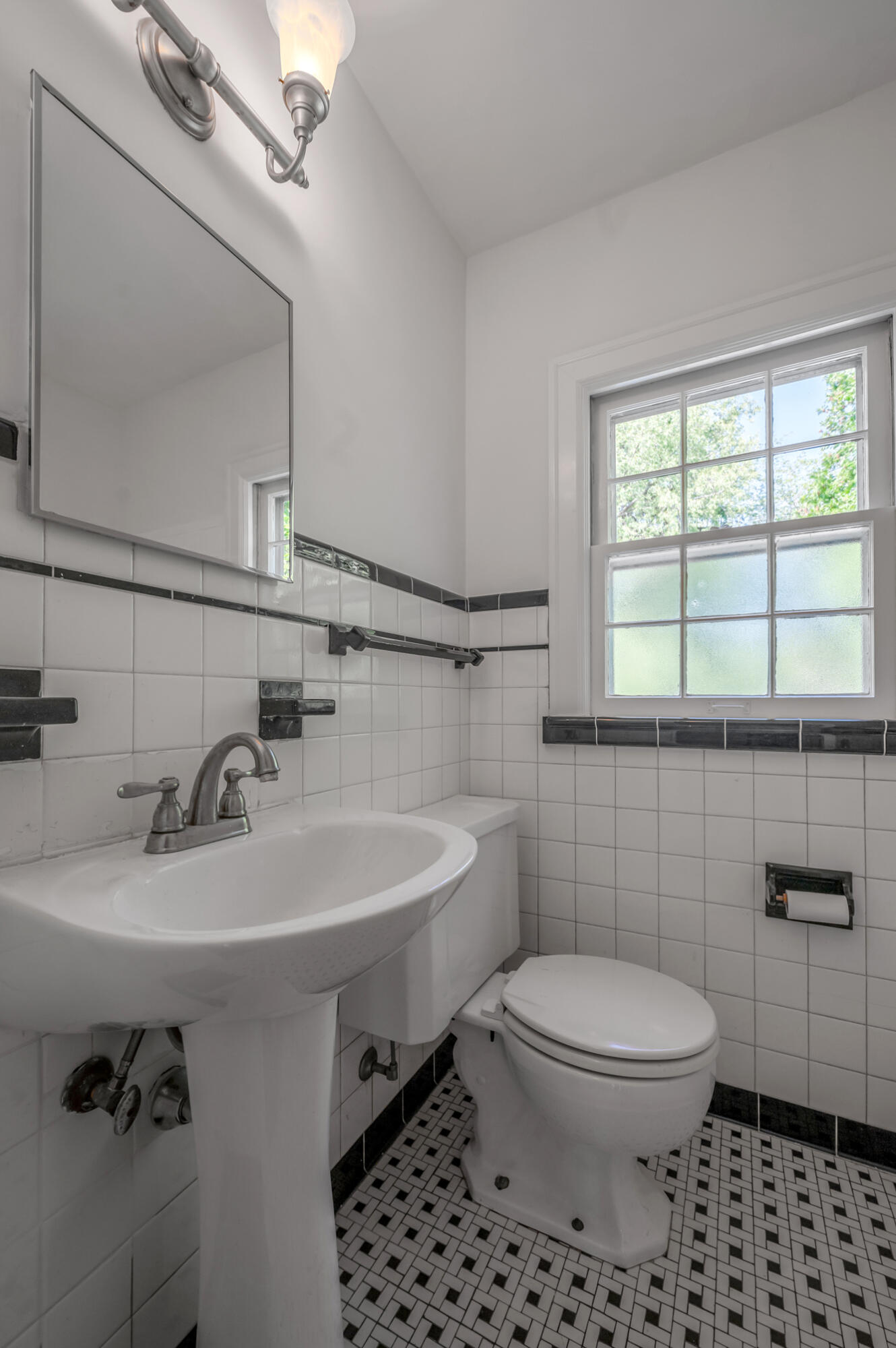 1903 Carolyn Drive Property Photo 15