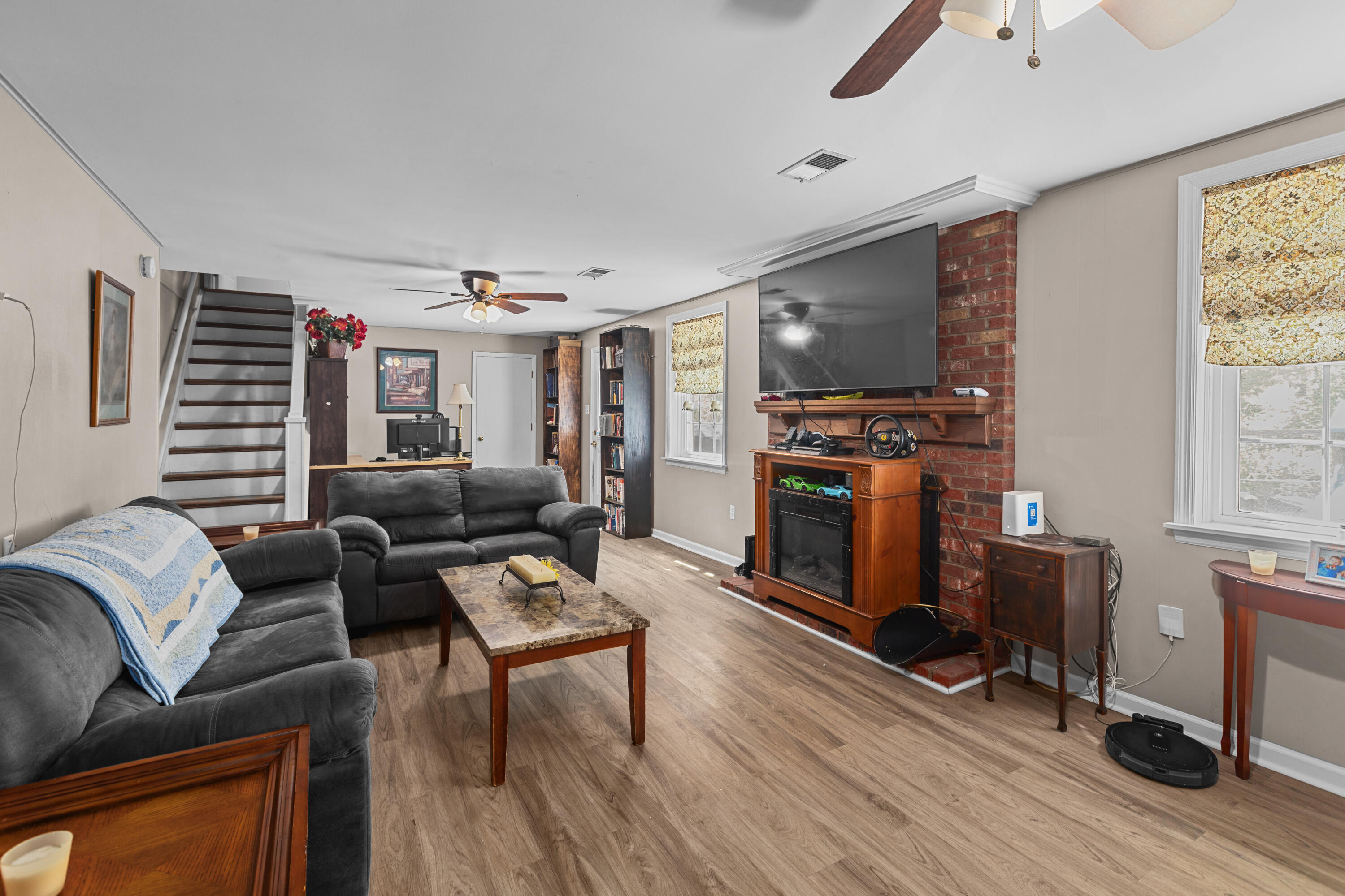 20 Edgewood Drive Property Photo 33