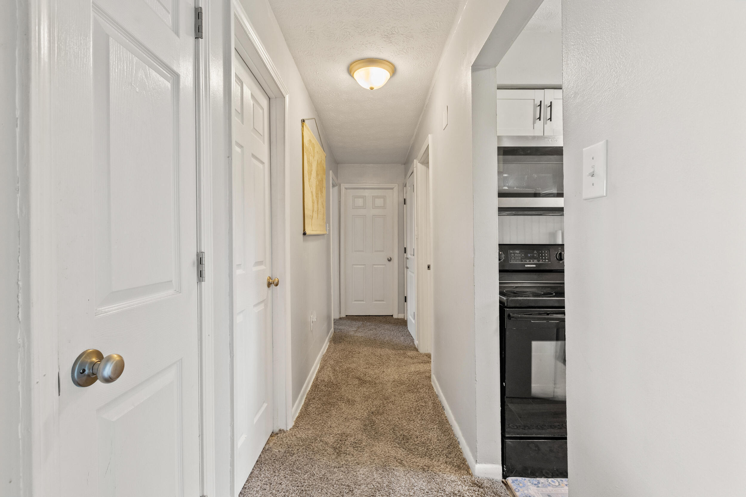 107 Elaine Avenue Property Photo 9