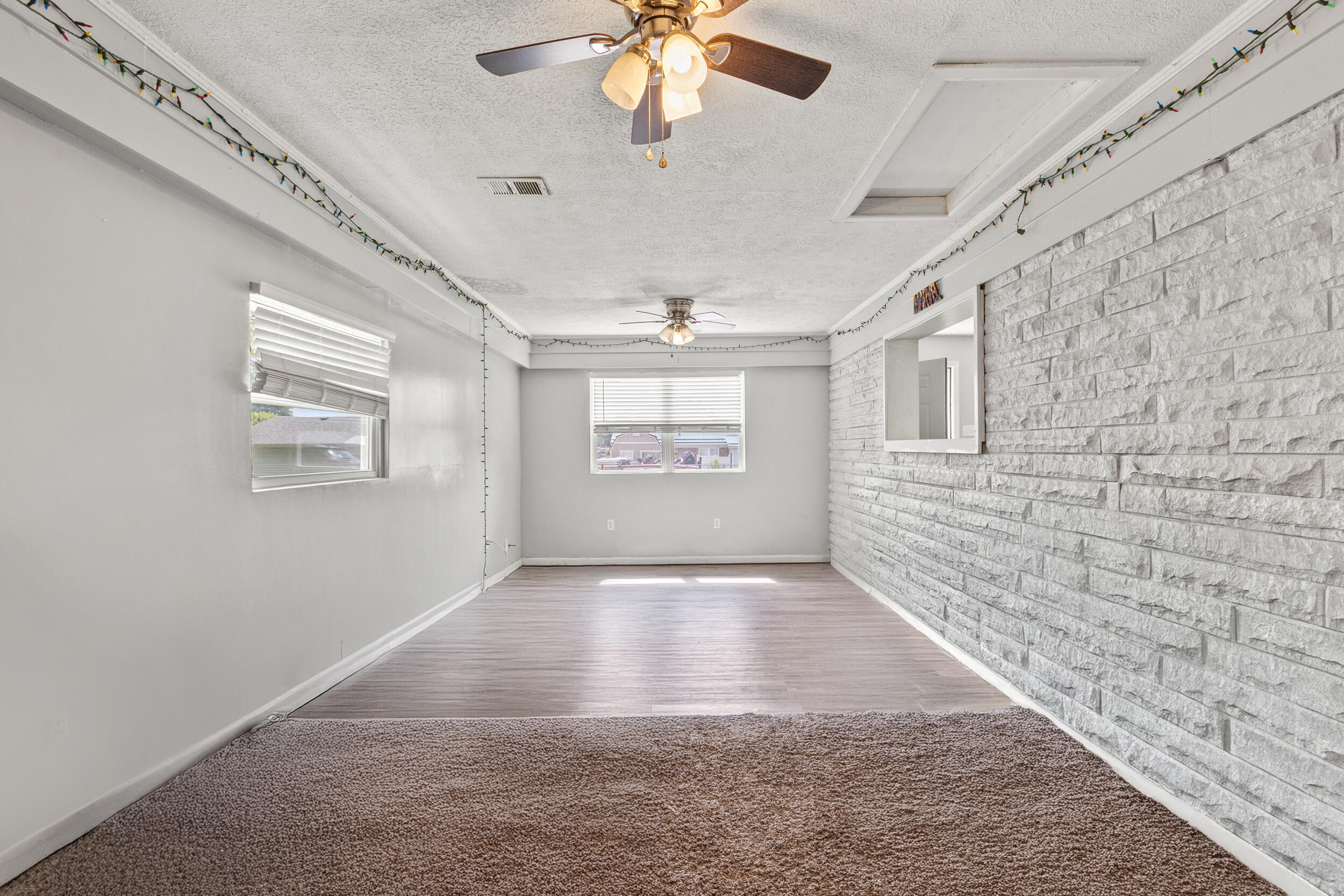 107 Elaine Avenue Property Photo 16