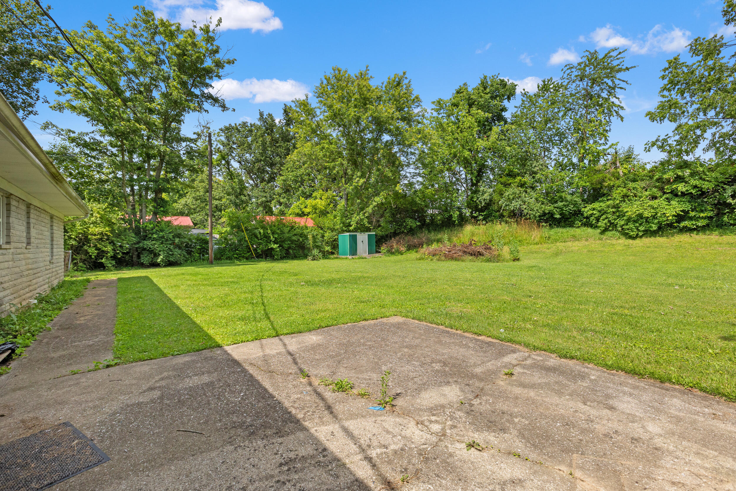 107 Elaine Avenue Property Photo 21