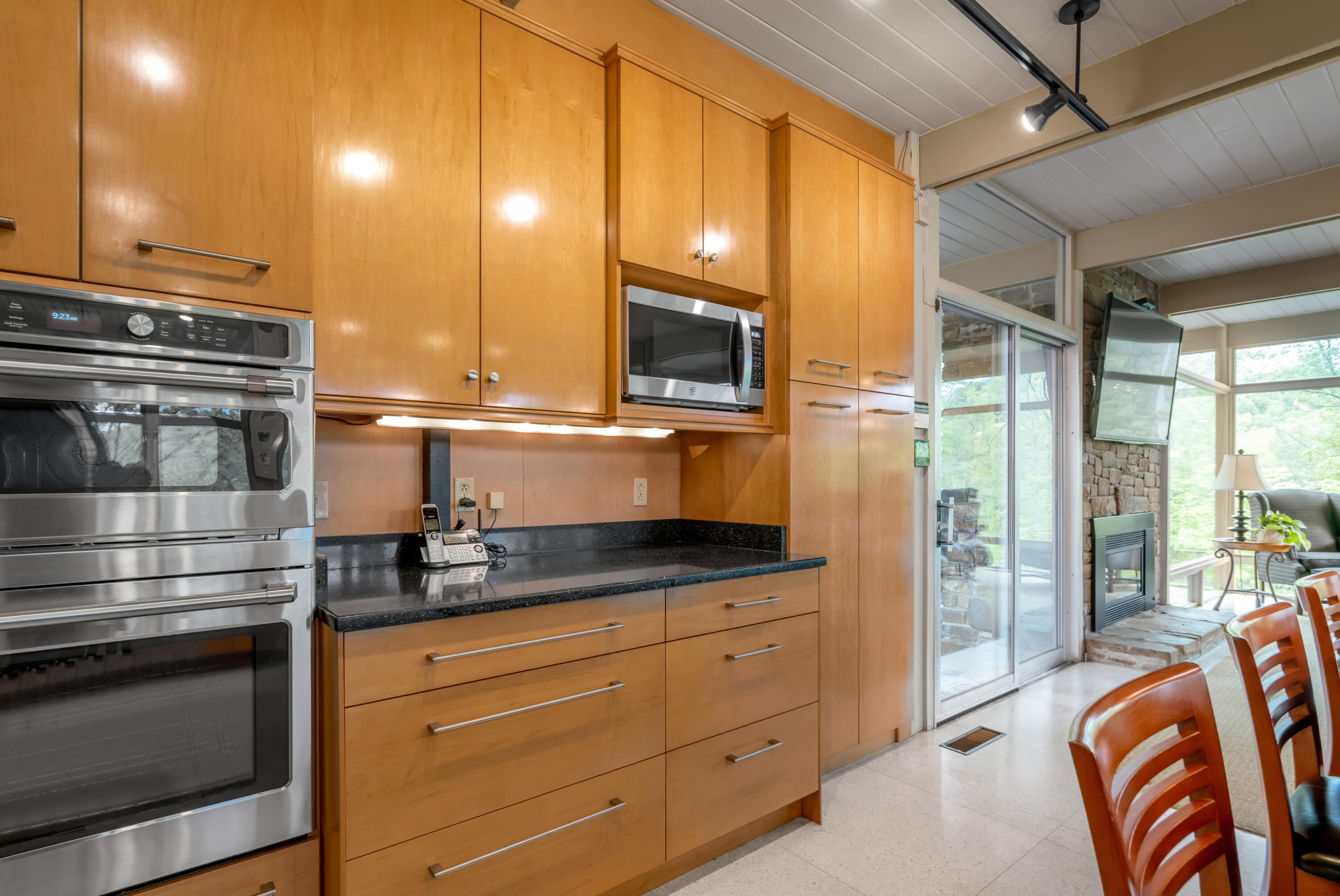 150 Pine Hill Drive Property Photo 25