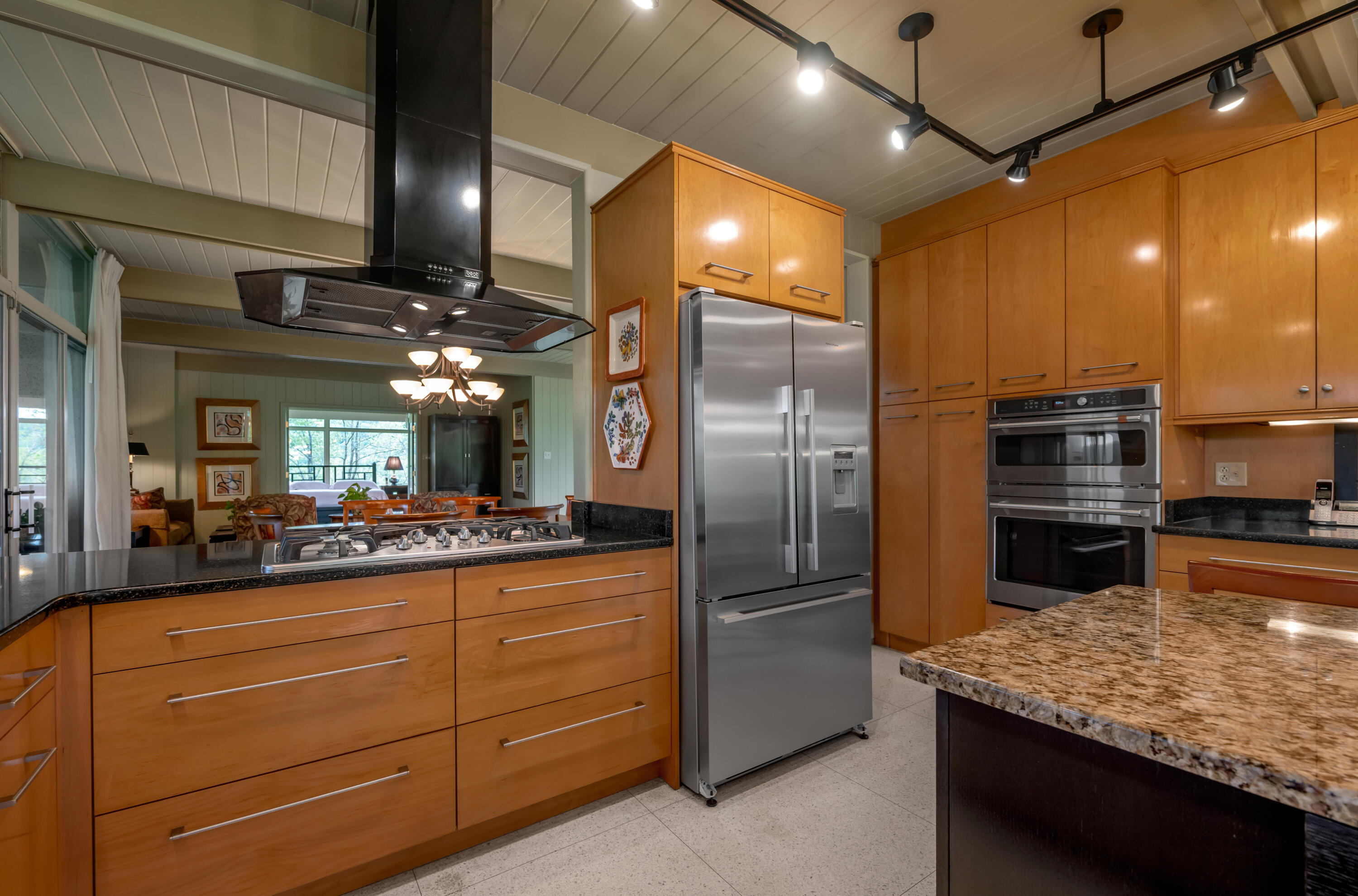 150 Pine Hill Drive Property Photo 28
