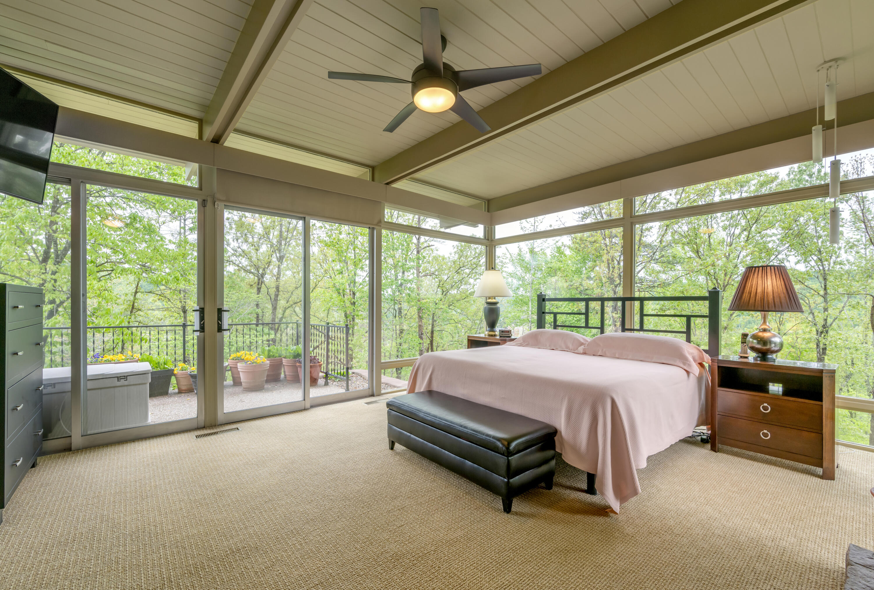 150 Pine Hill Drive Property Photo 42