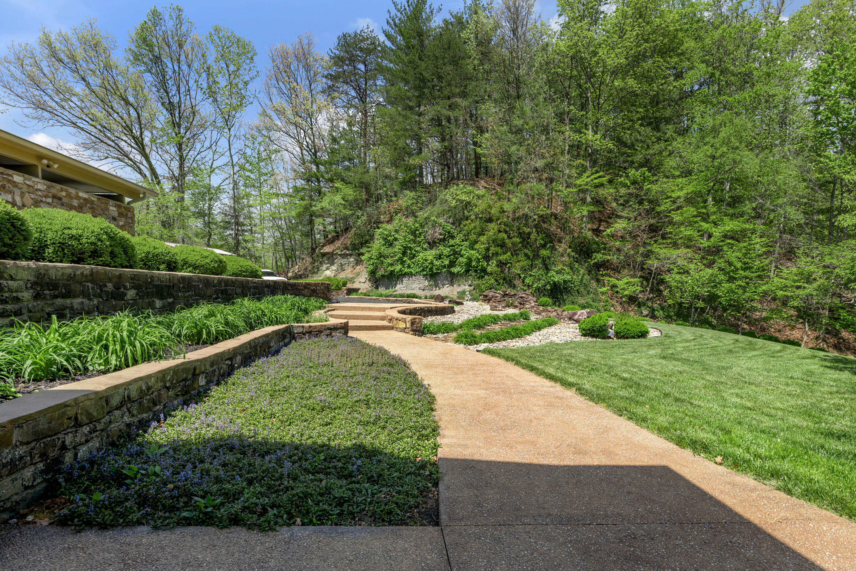150 Pine Hill Drive Property Photo 113