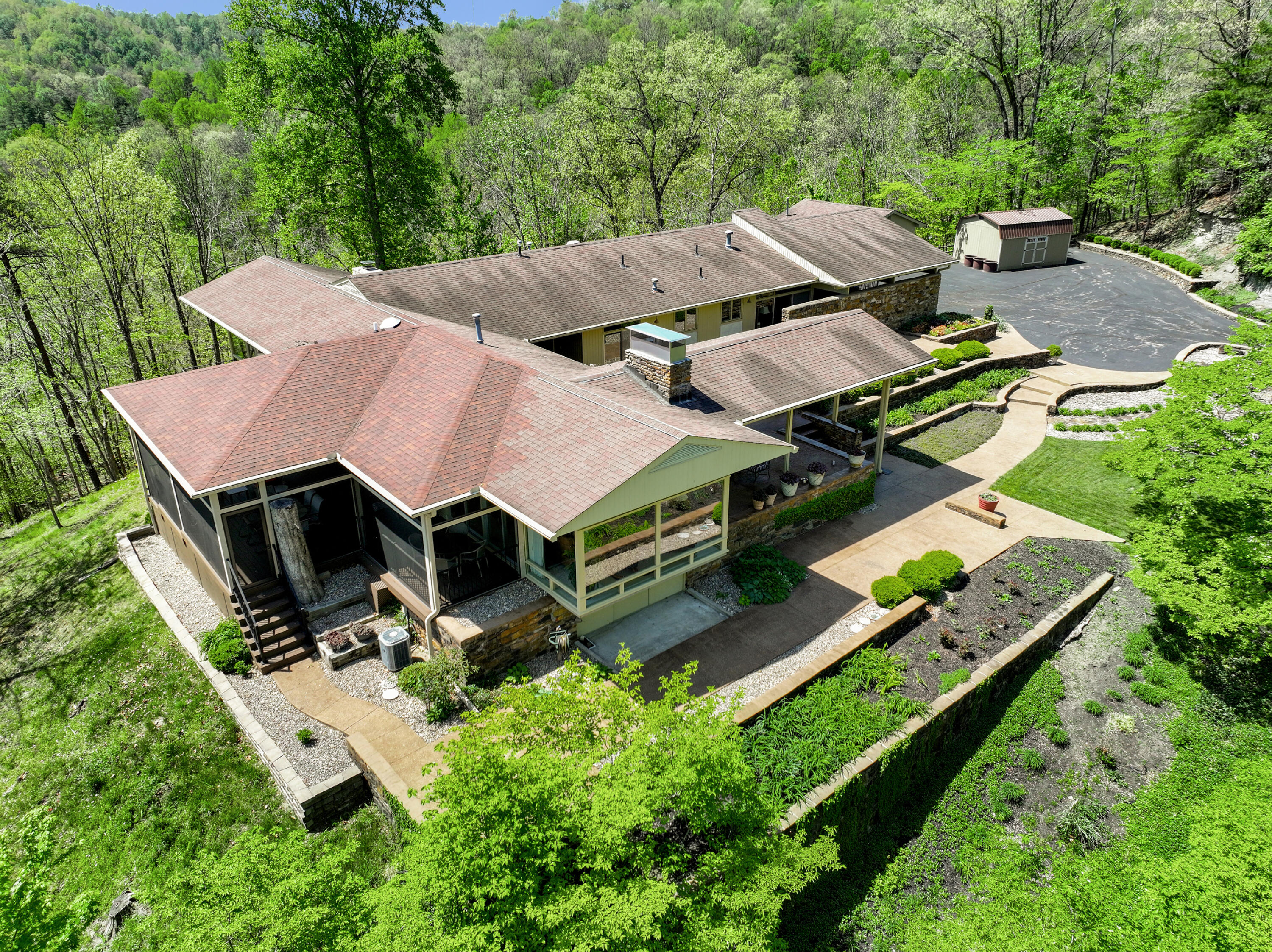 150 Pine Hill Drive Property Photo 116
