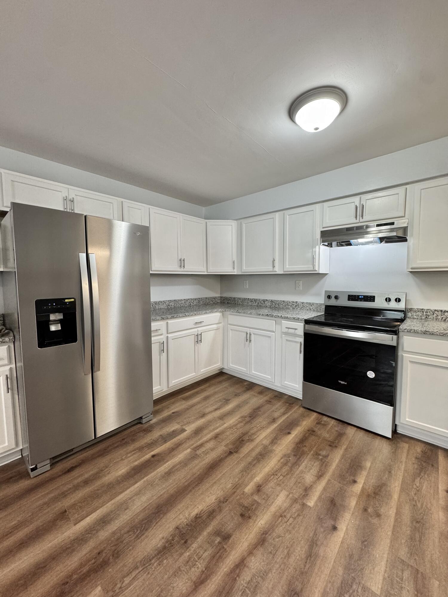600 E Lexington Avenue Property Photo 7