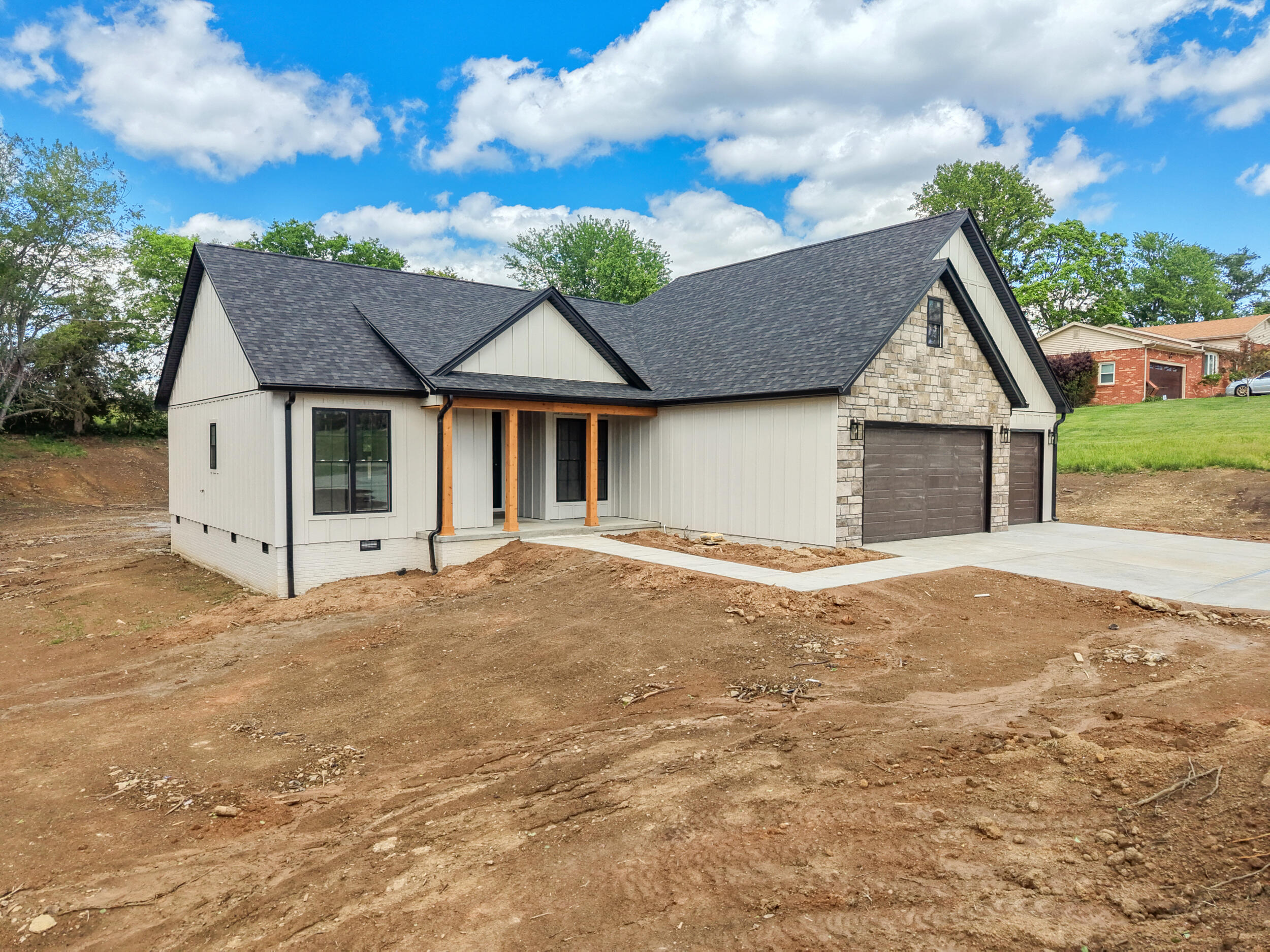 146 Virginia Drive Property Photo 3