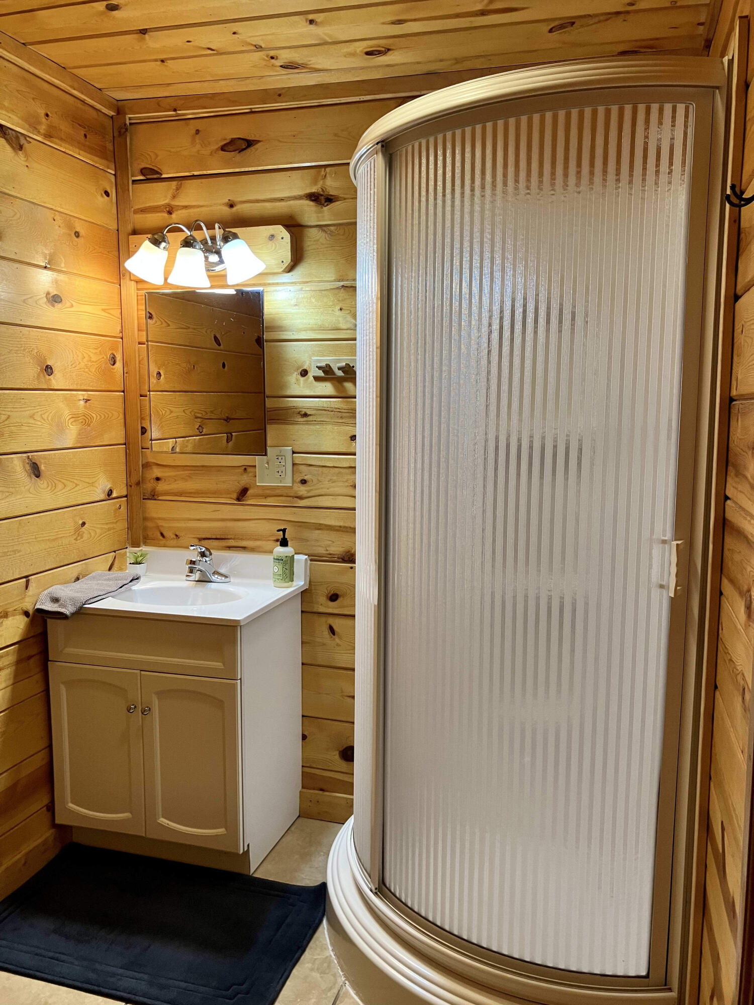 107 Getaways Road Property Photo 15