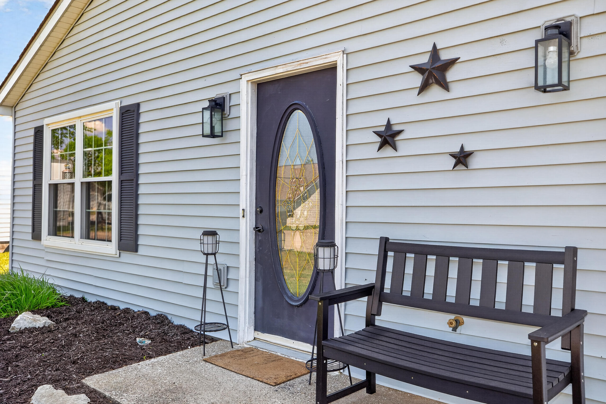 1039 River Bend Road Property Photo 2