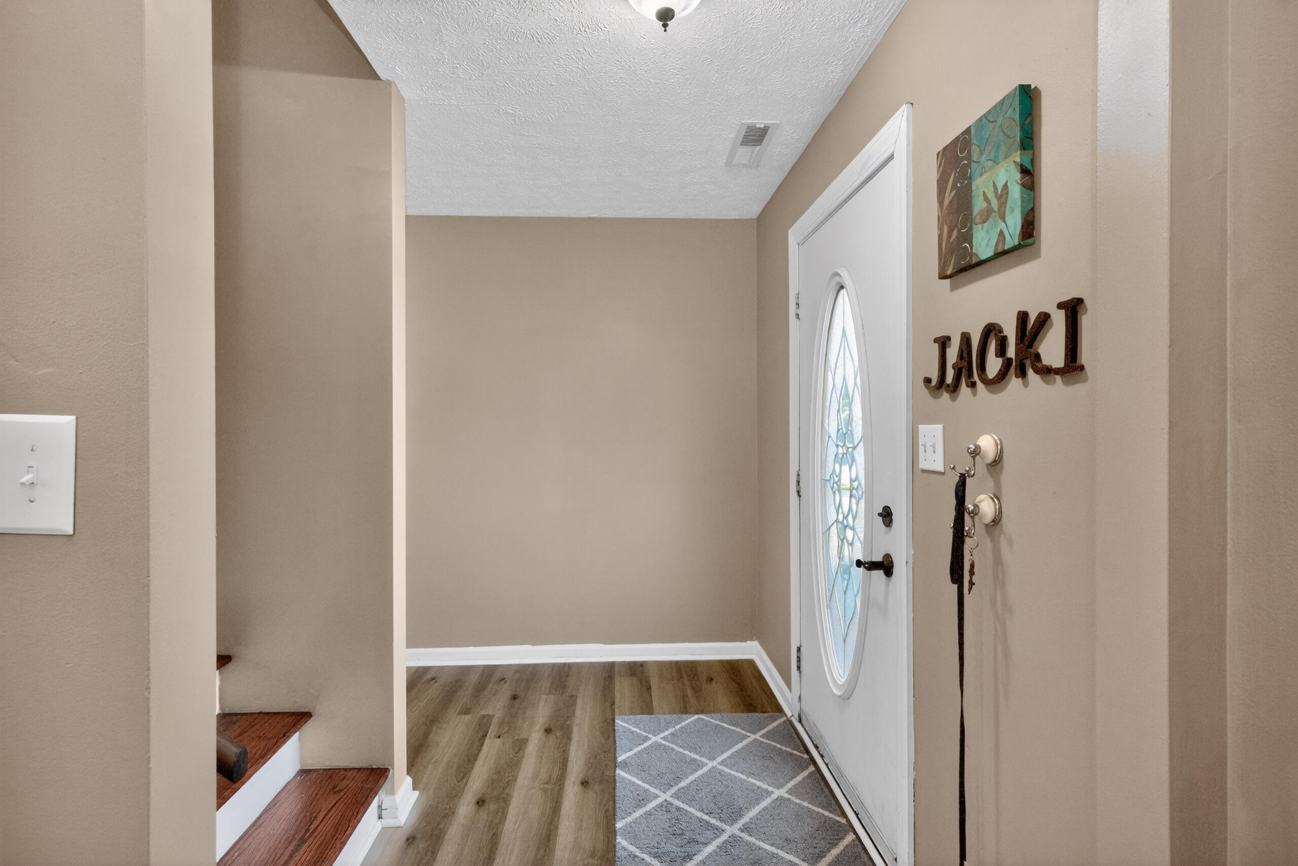 1039 River Bend Road Property Photo 3