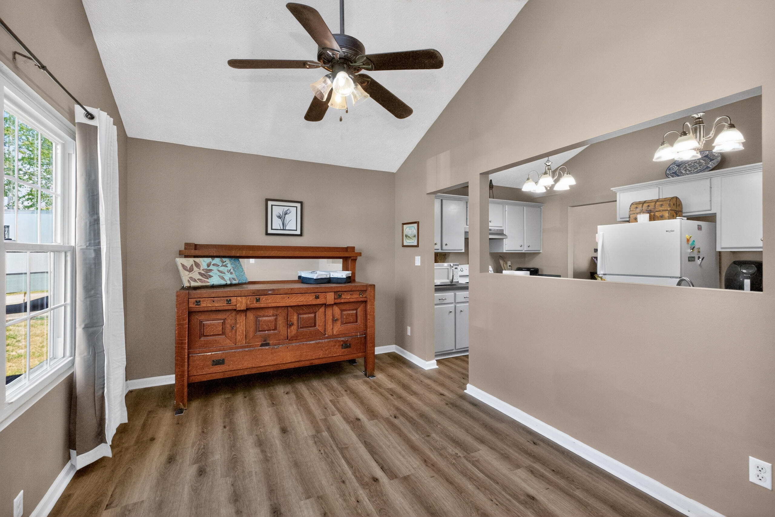 1039 River Bend Road Property Photo 4