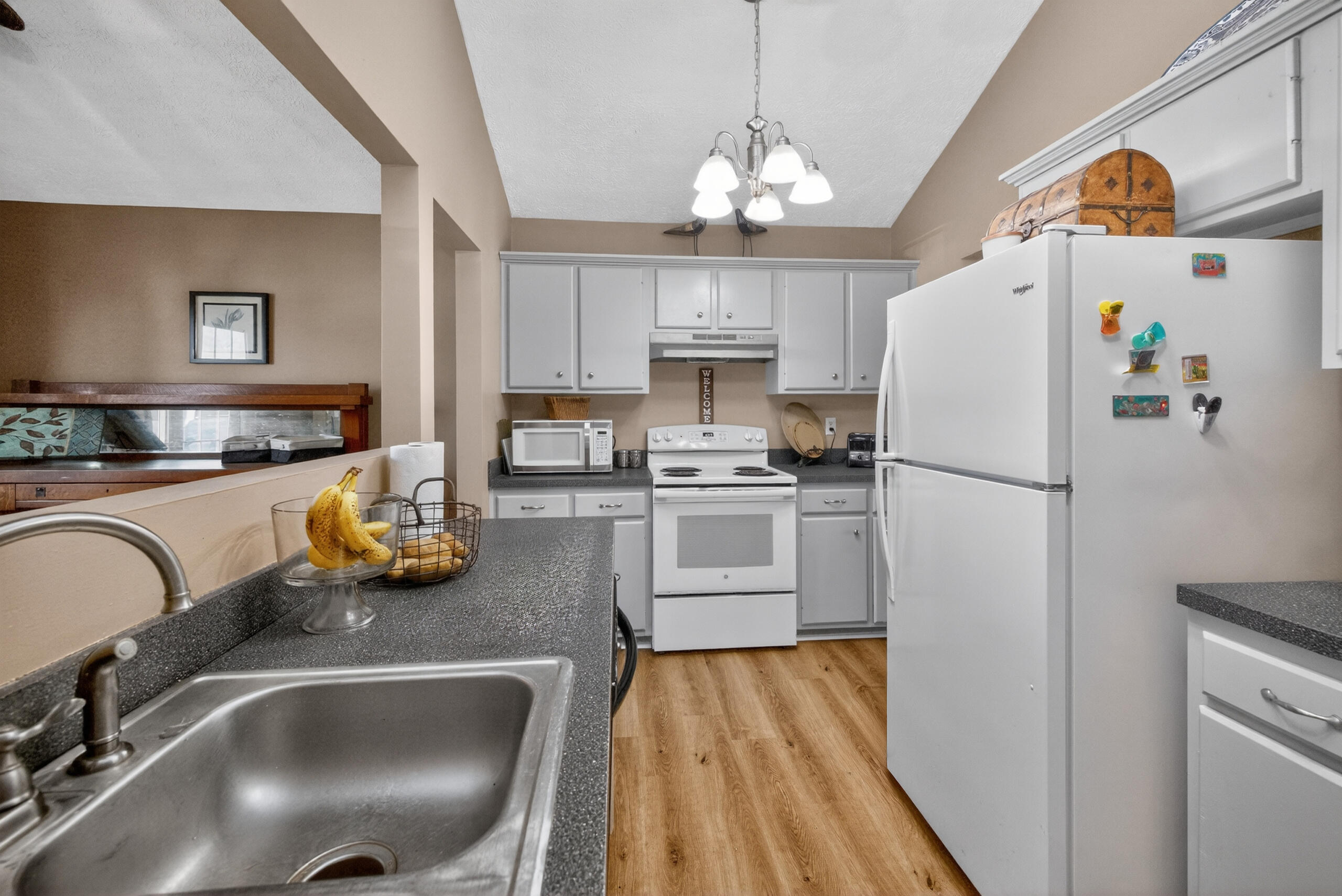 1039 River Bend Road Property Photo 8