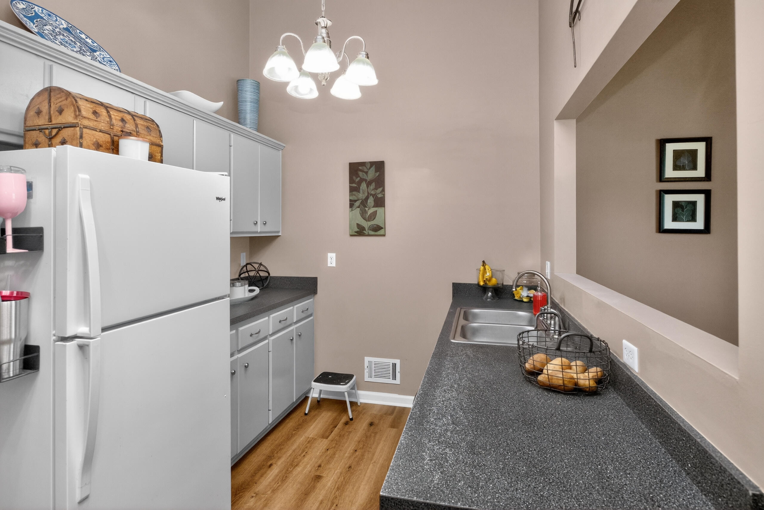 1039 River Bend Road Property Photo 10