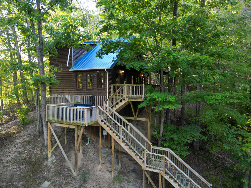 202 Getaways Road Property Photo 6
