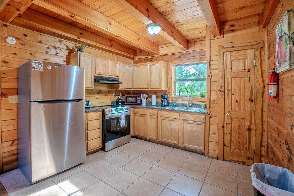 202 Getaways Road Property Photo 21