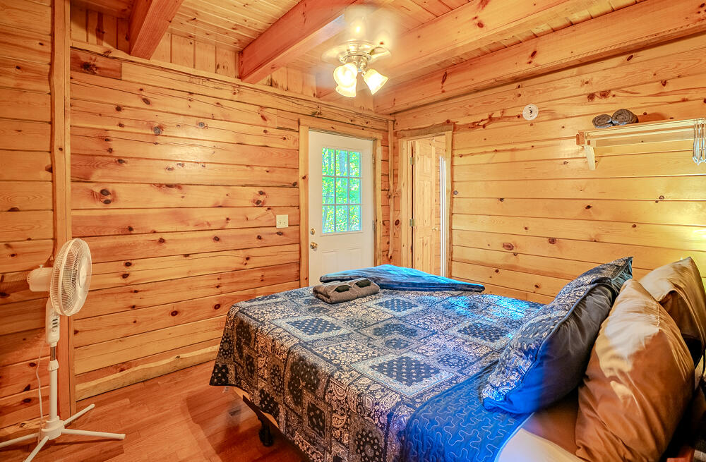 202 Getaways Road Property Photo 24