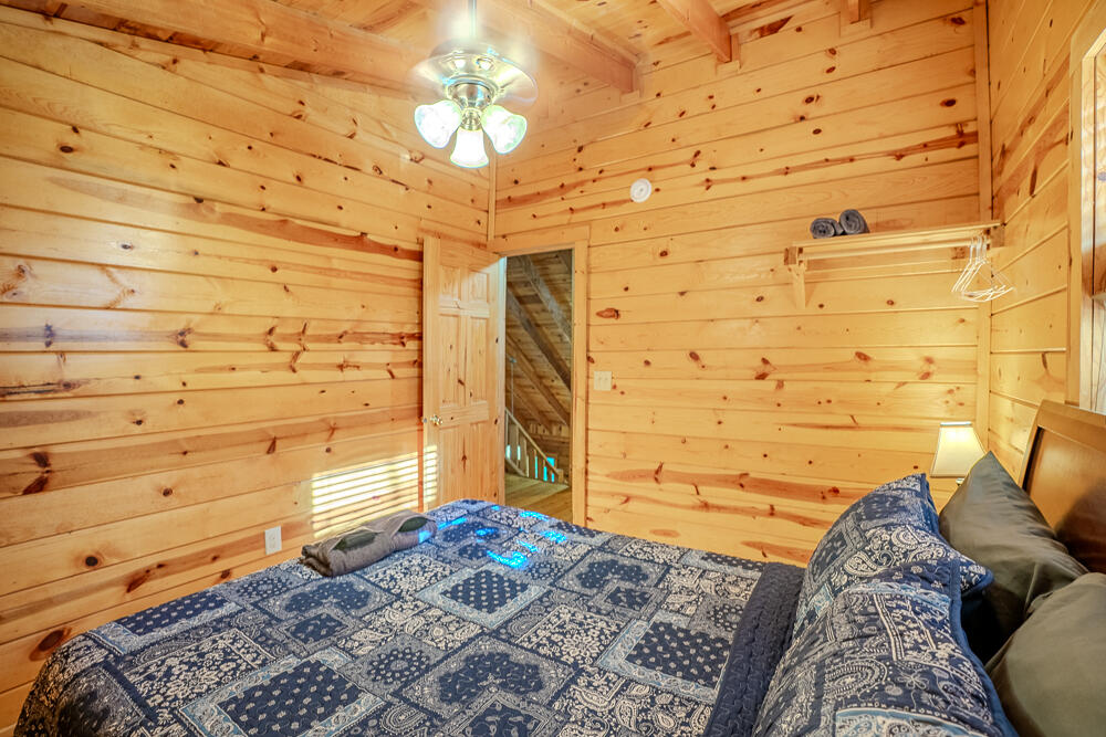 202 Getaways Road Property Photo 33