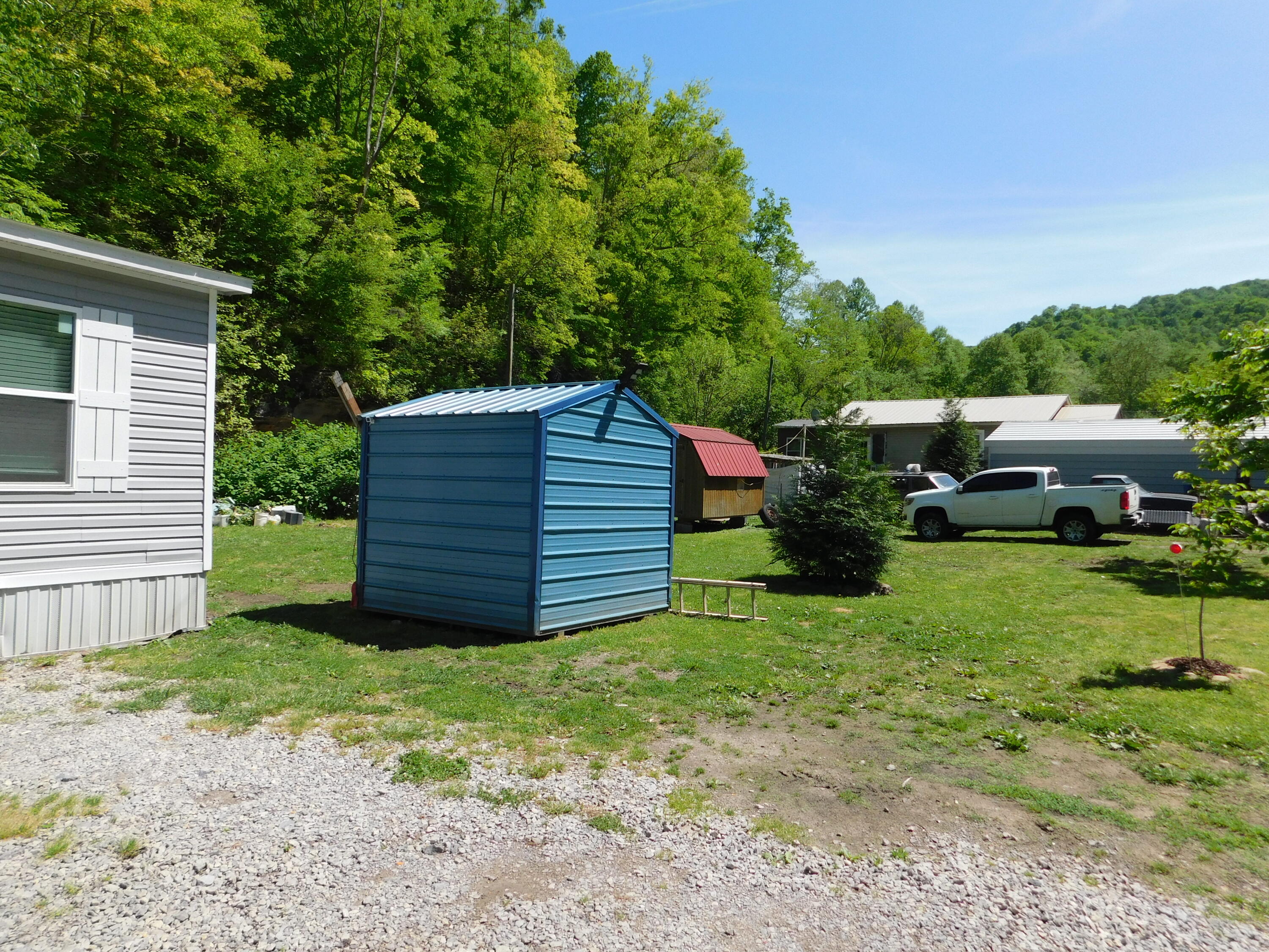 3587 Ky-219 Property Photo 84