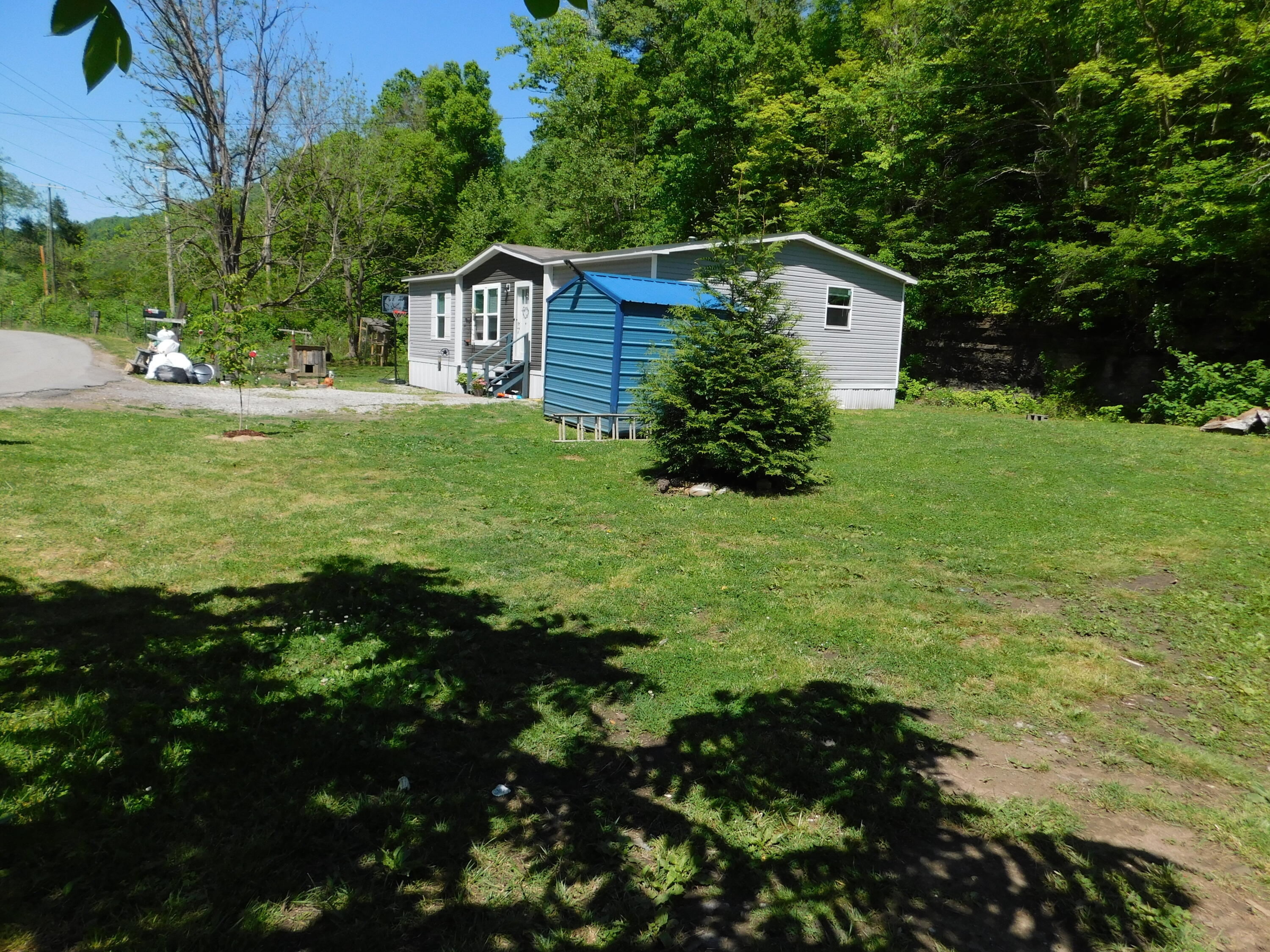 3587 Ky-219 Property Photo 86