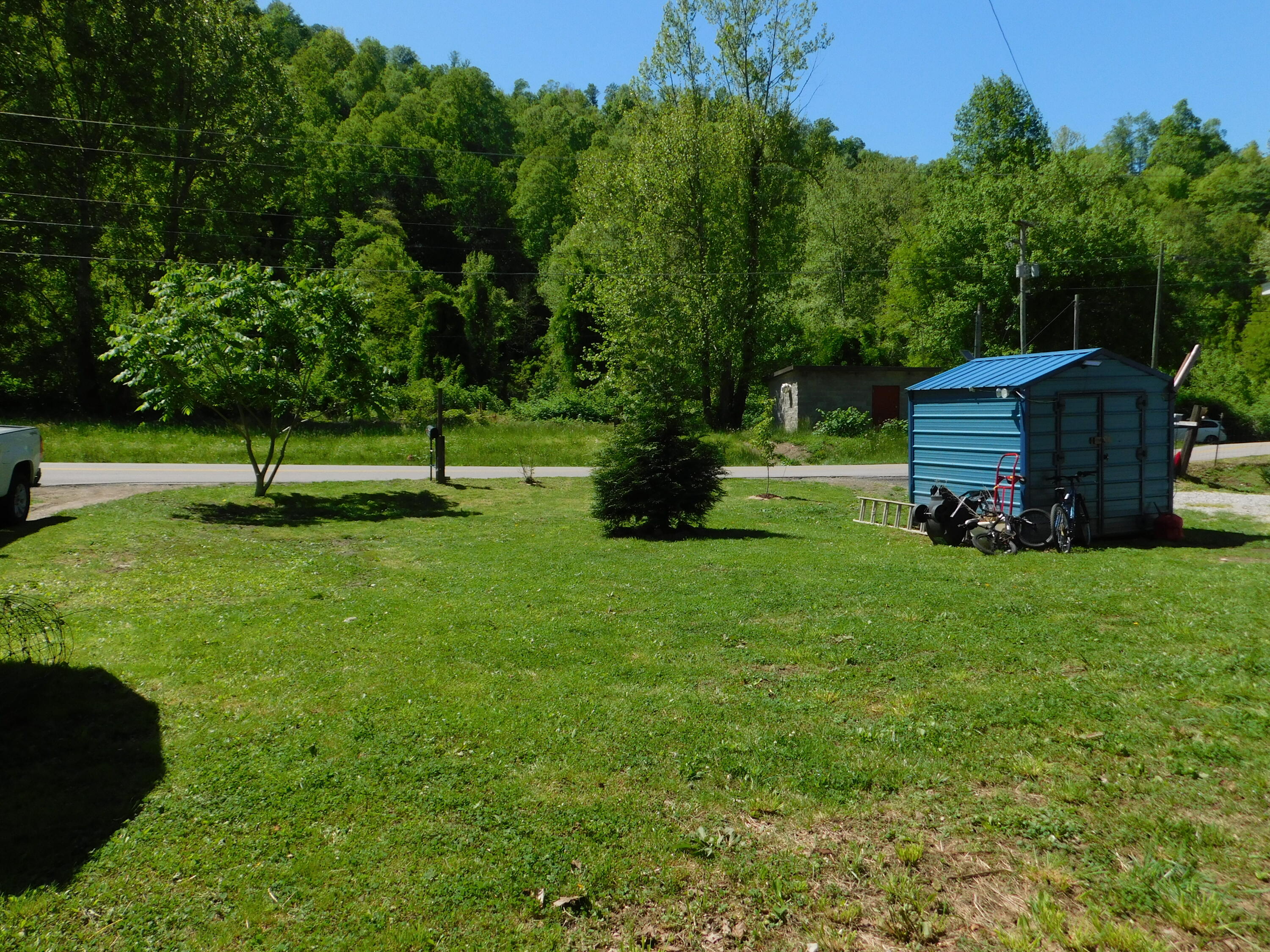 3587 Ky-219 Property Photo 93