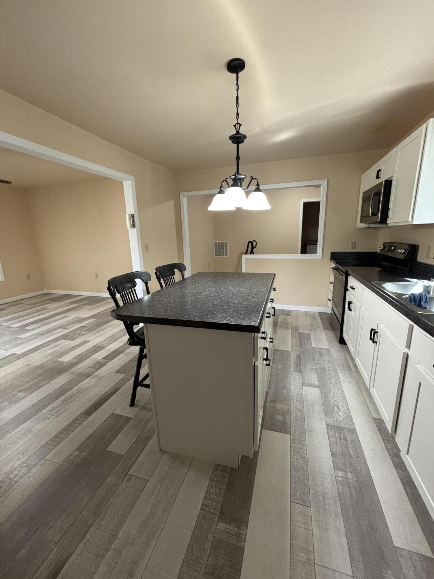 10007 Us-421 Property Photo 7