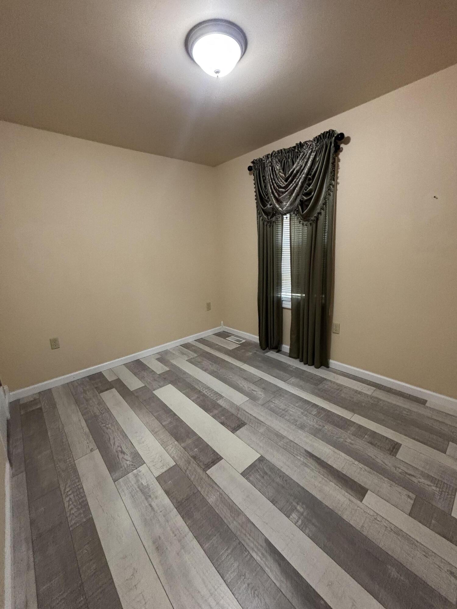 10007 Us-421 Property Photo 22