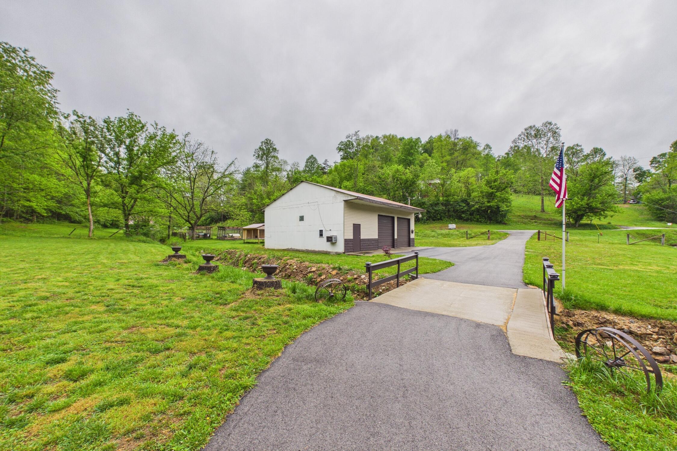10007 Us-421 Property Photo 43