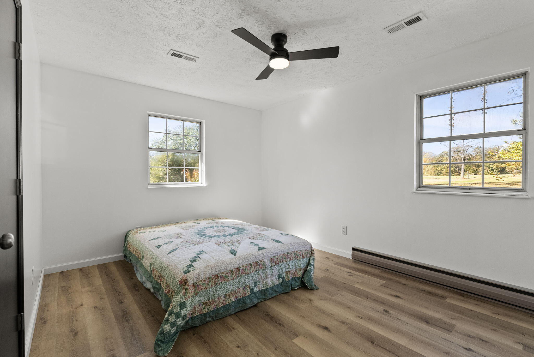 537 Bays Bend Road Property Photo 12