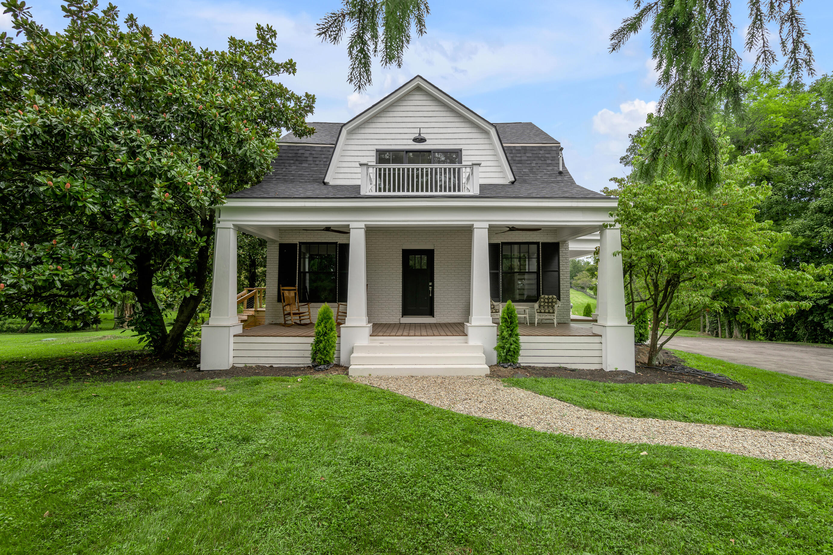 2775 Paris Pike