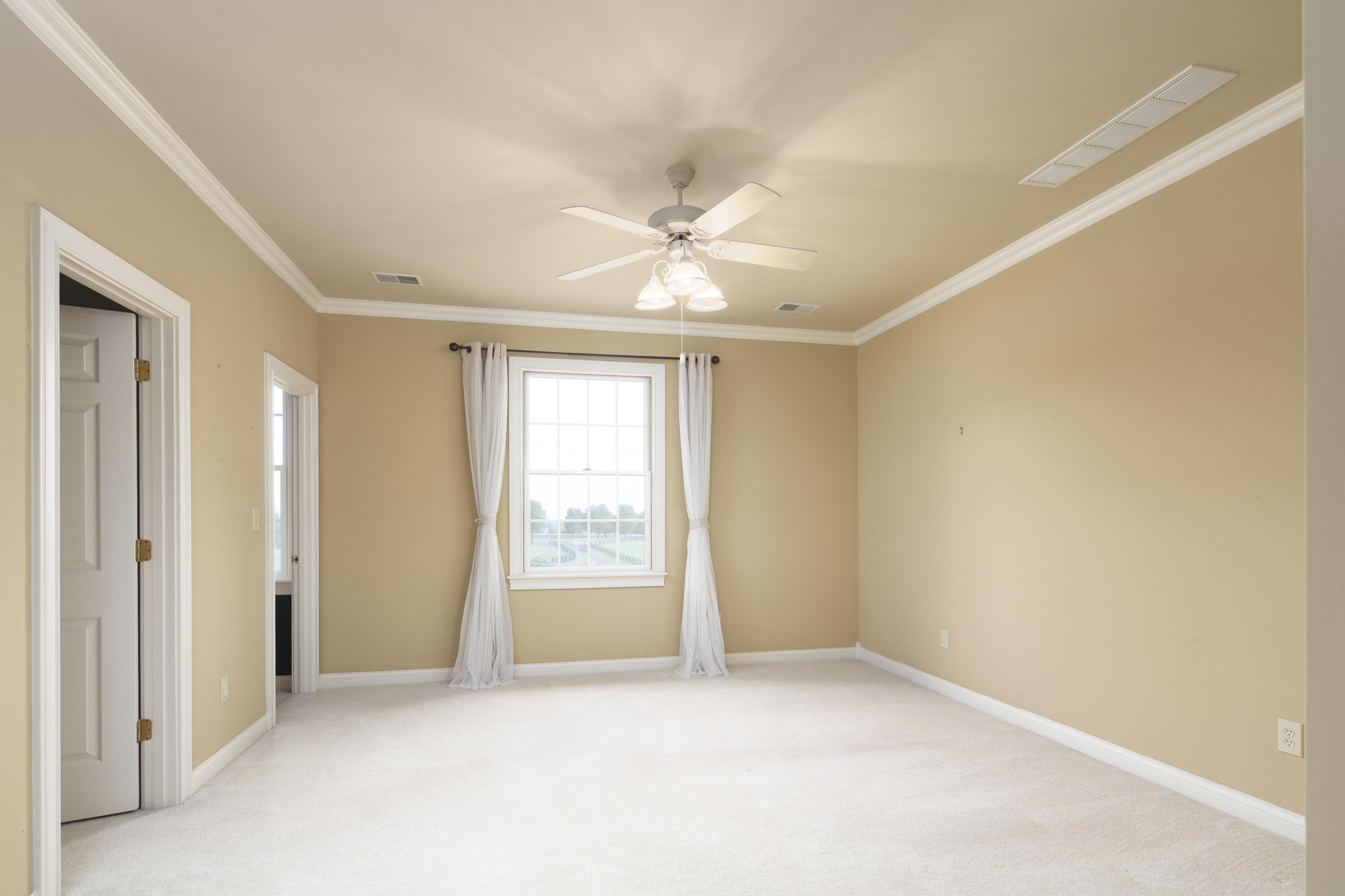 4664 Lexington Road Property Photo 38