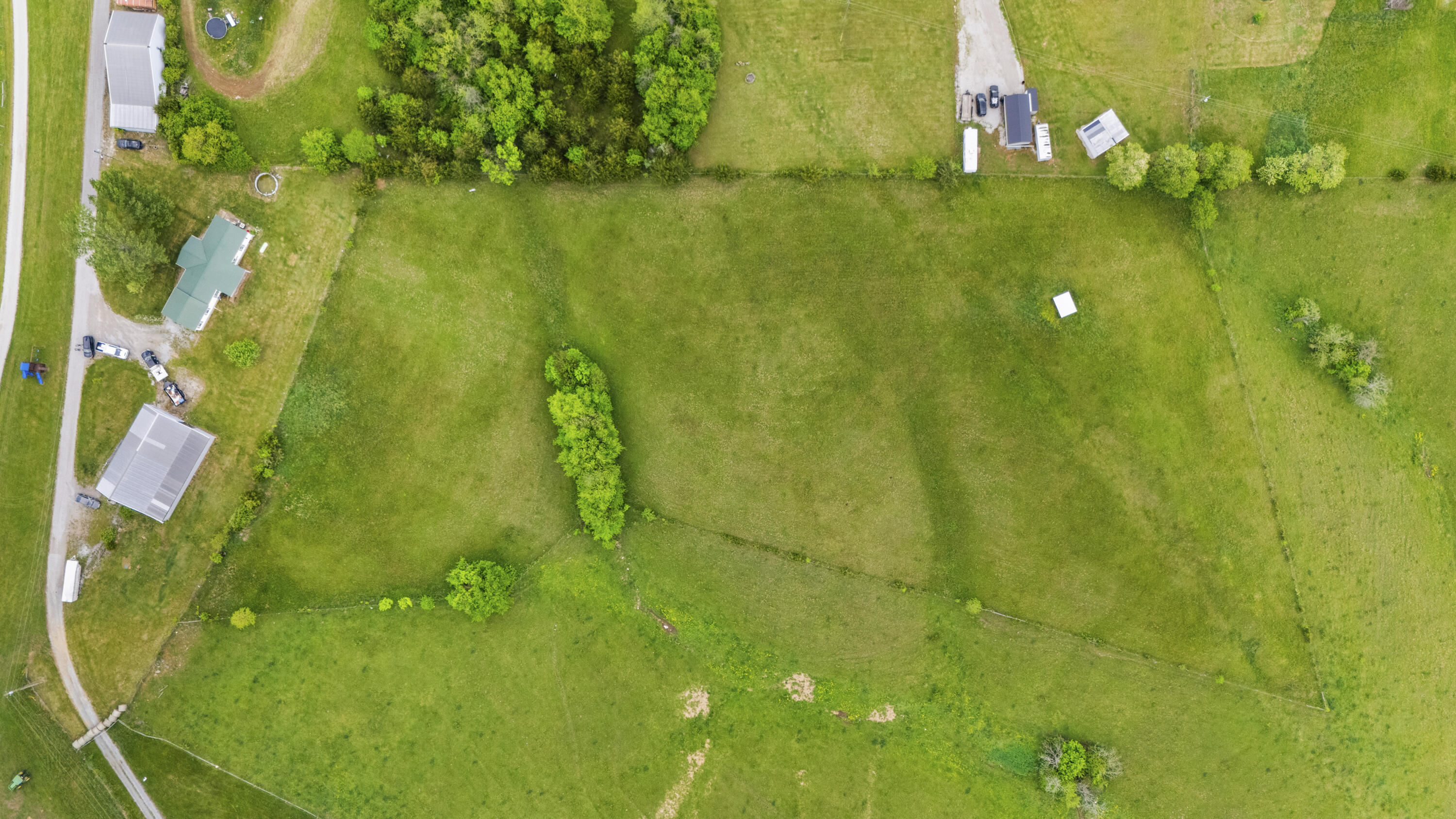 7113 Dixon Pike Property Photo 6