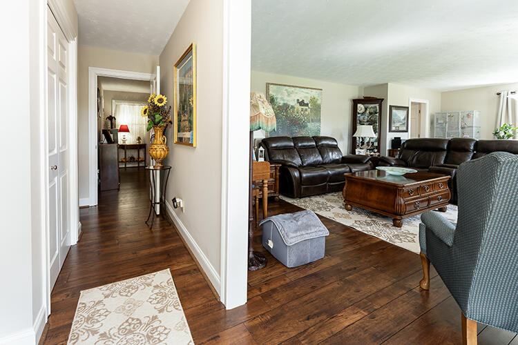 409 Brookhaven Drive Property Photo 17