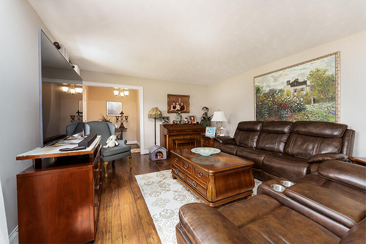409 Brookhaven Drive Property Photo 20