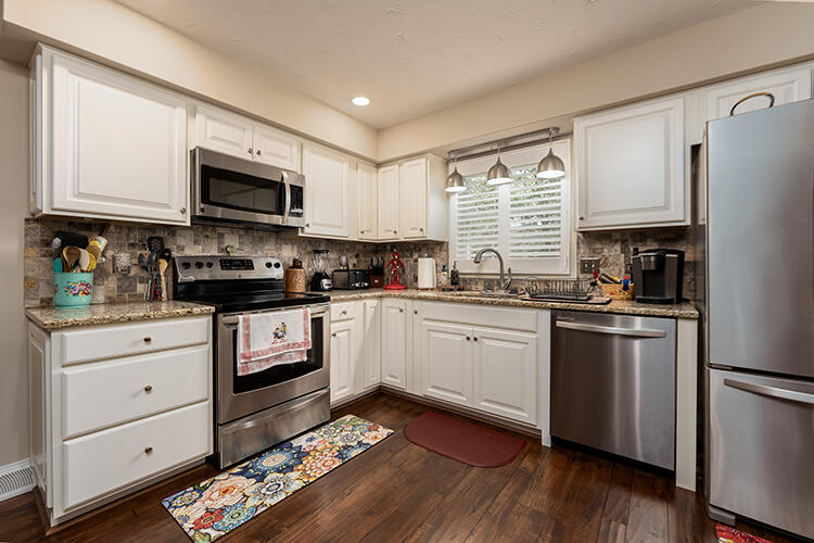 409 Brookhaven Drive Property Photo 22
