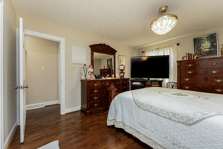 409 Brookhaven Drive Property Photo 31
