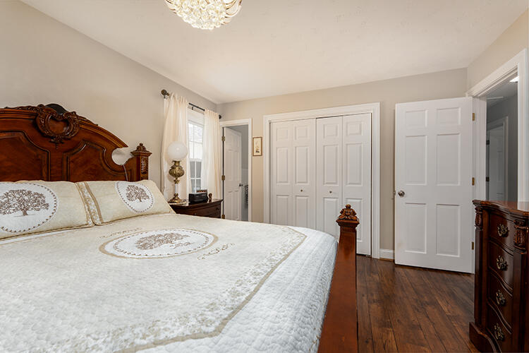 409 Brookhaven Drive Property Photo 33