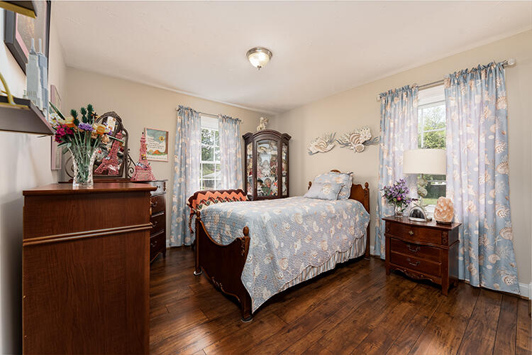 409 Brookhaven Drive Property Photo 34