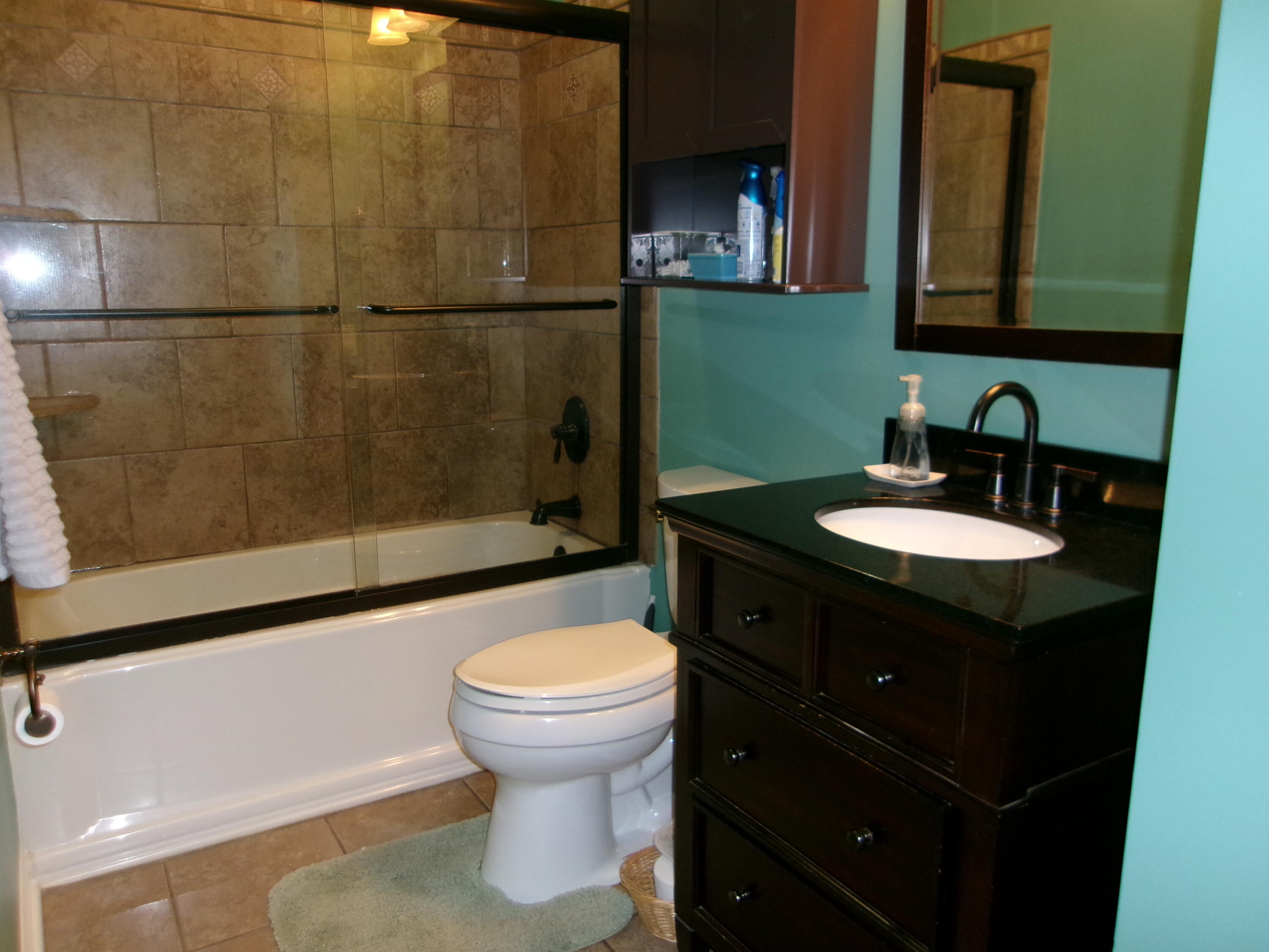 47 Timberlawn Circle Property Photo 11