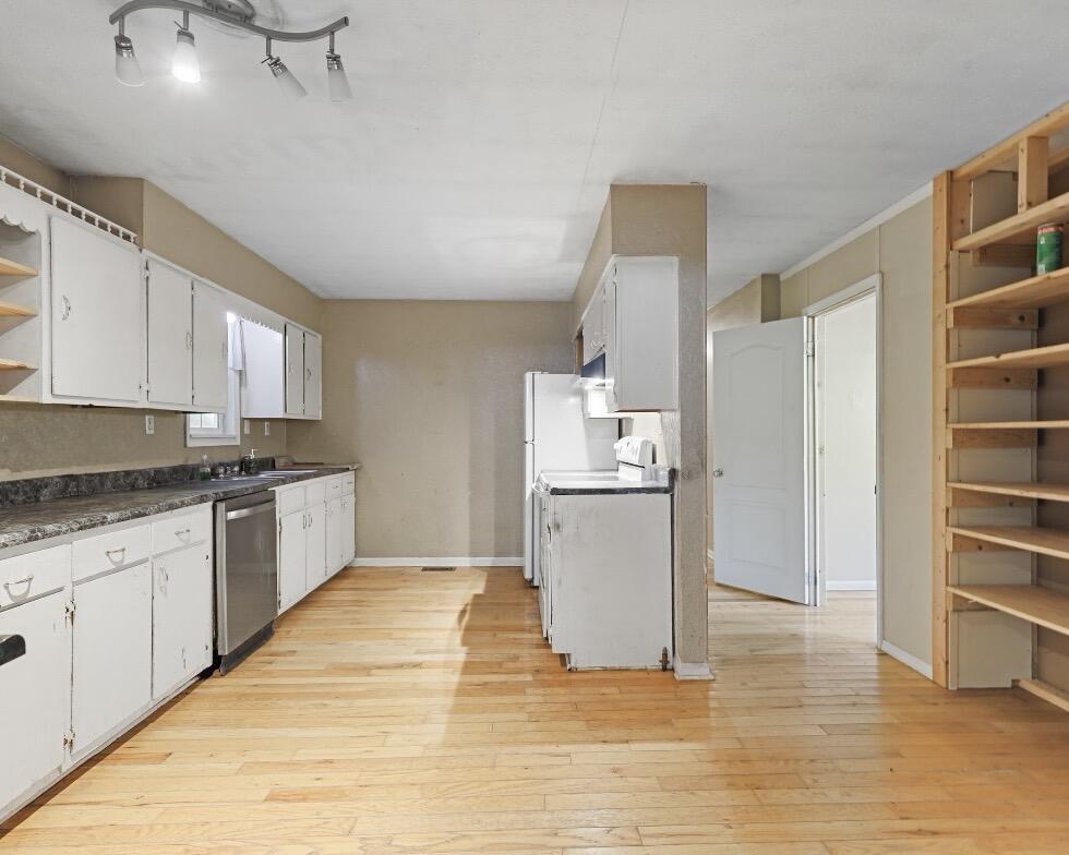 1831 Fish Trap Road Property Photo 32