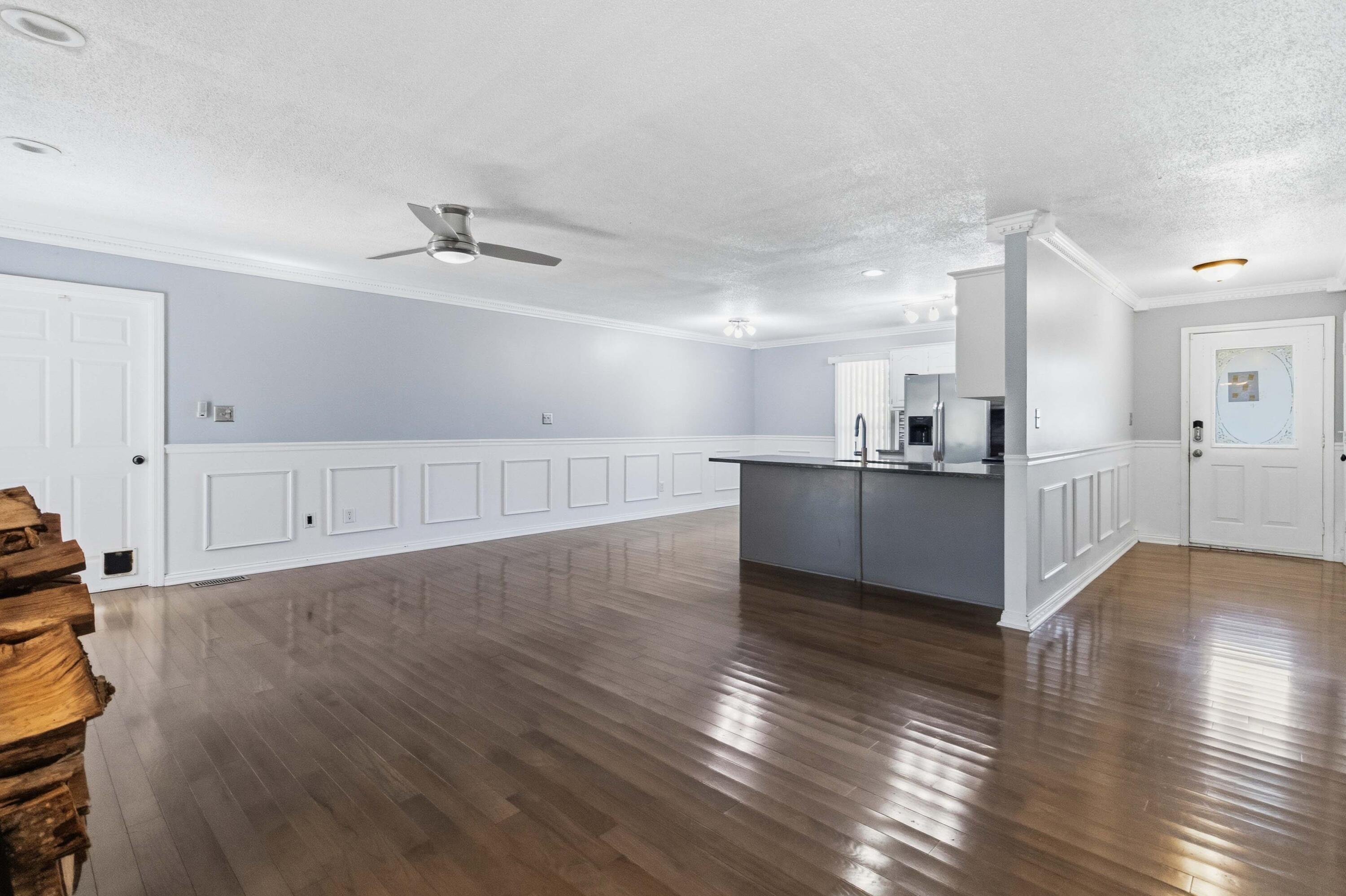 147 Enchanted Drive Property Photo 7