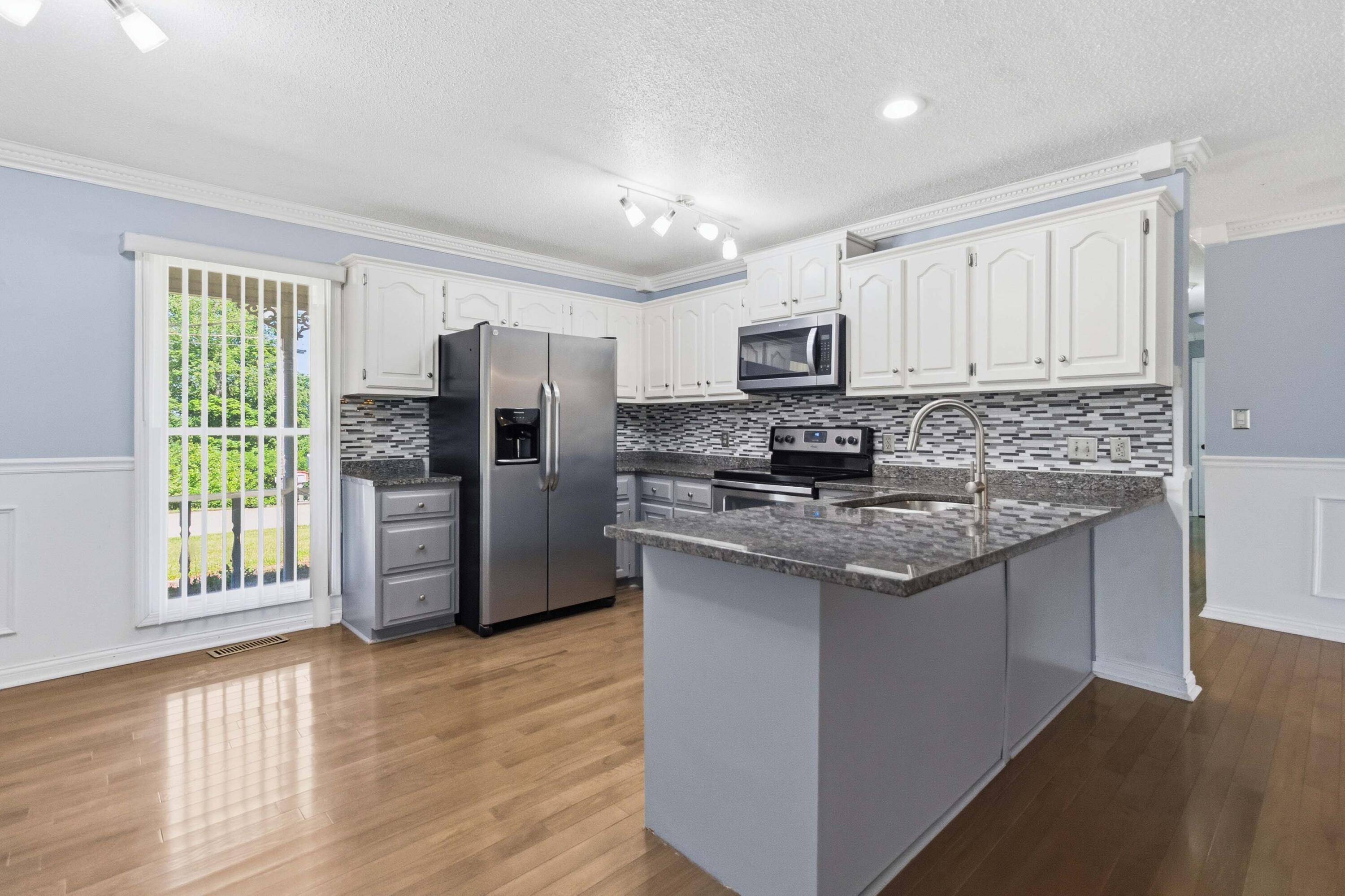 147 Enchanted Drive Property Photo 9
