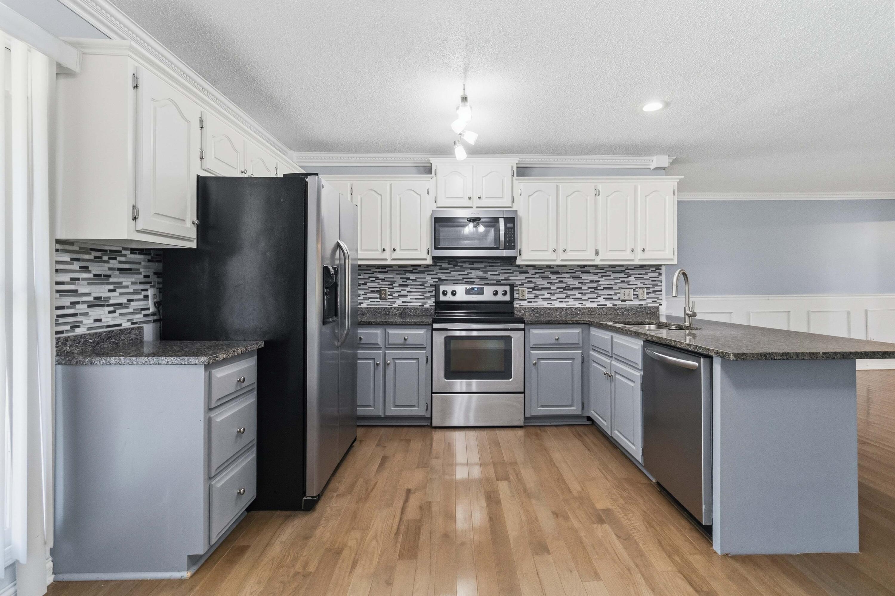 147 Enchanted Drive Property Photo 11