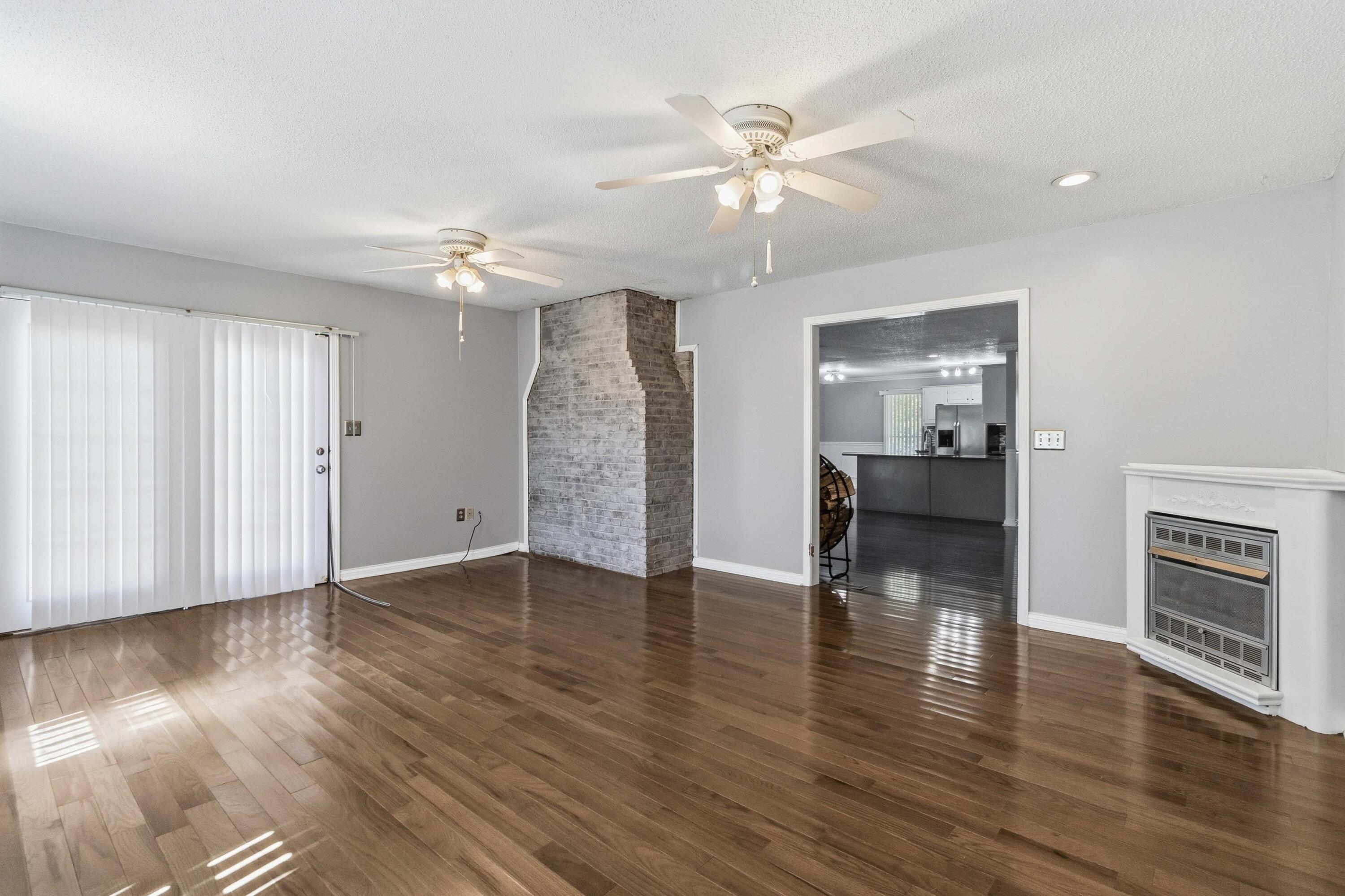 147 Enchanted Drive Property Photo 14