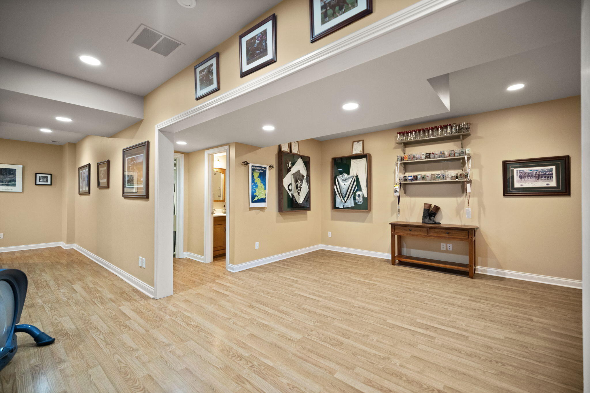 105 Riviera Drive Property Photo 37