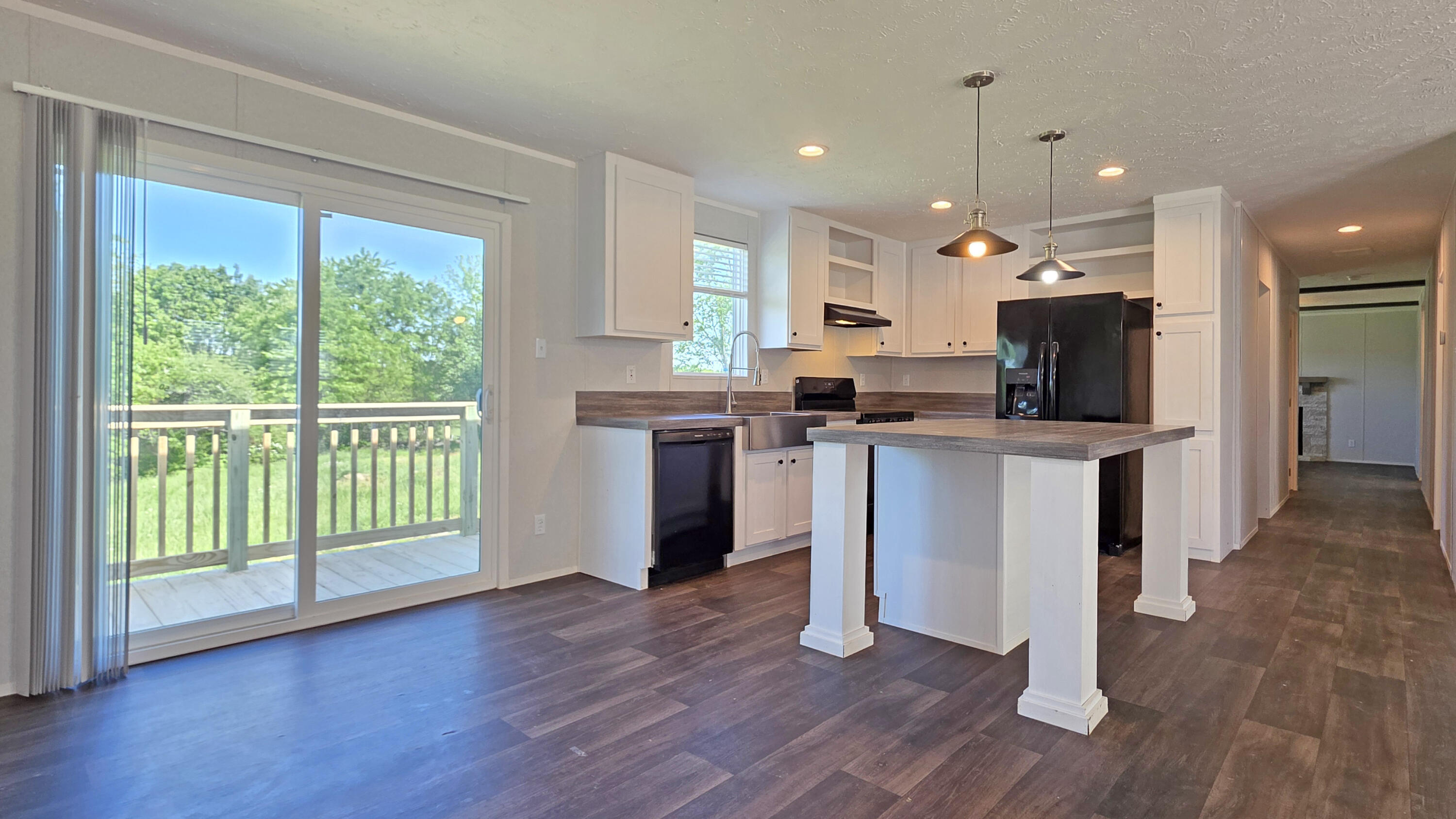 276 Moberly Bend Property Photo 4
