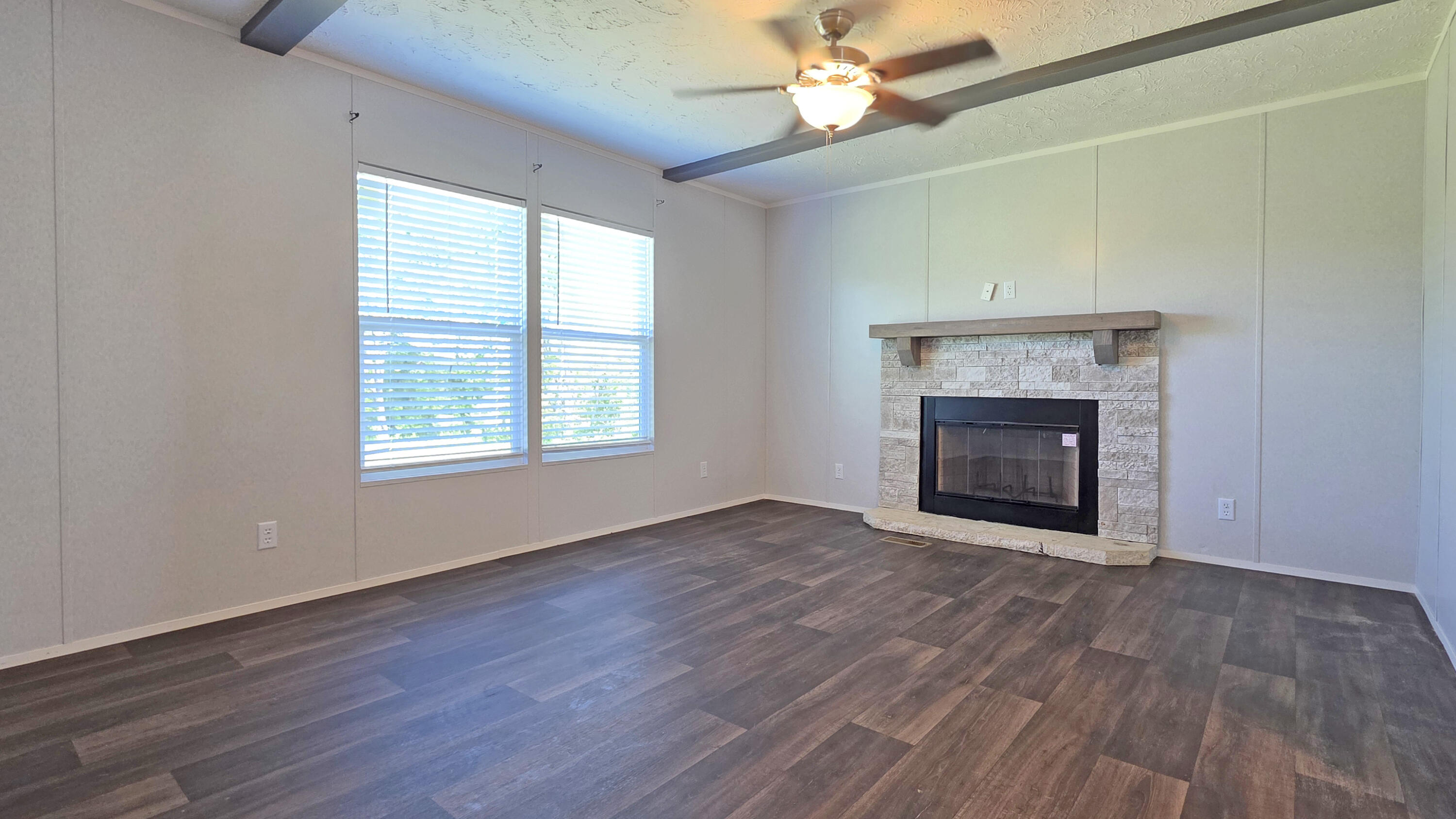 276 Moberly Bend Property Photo 14