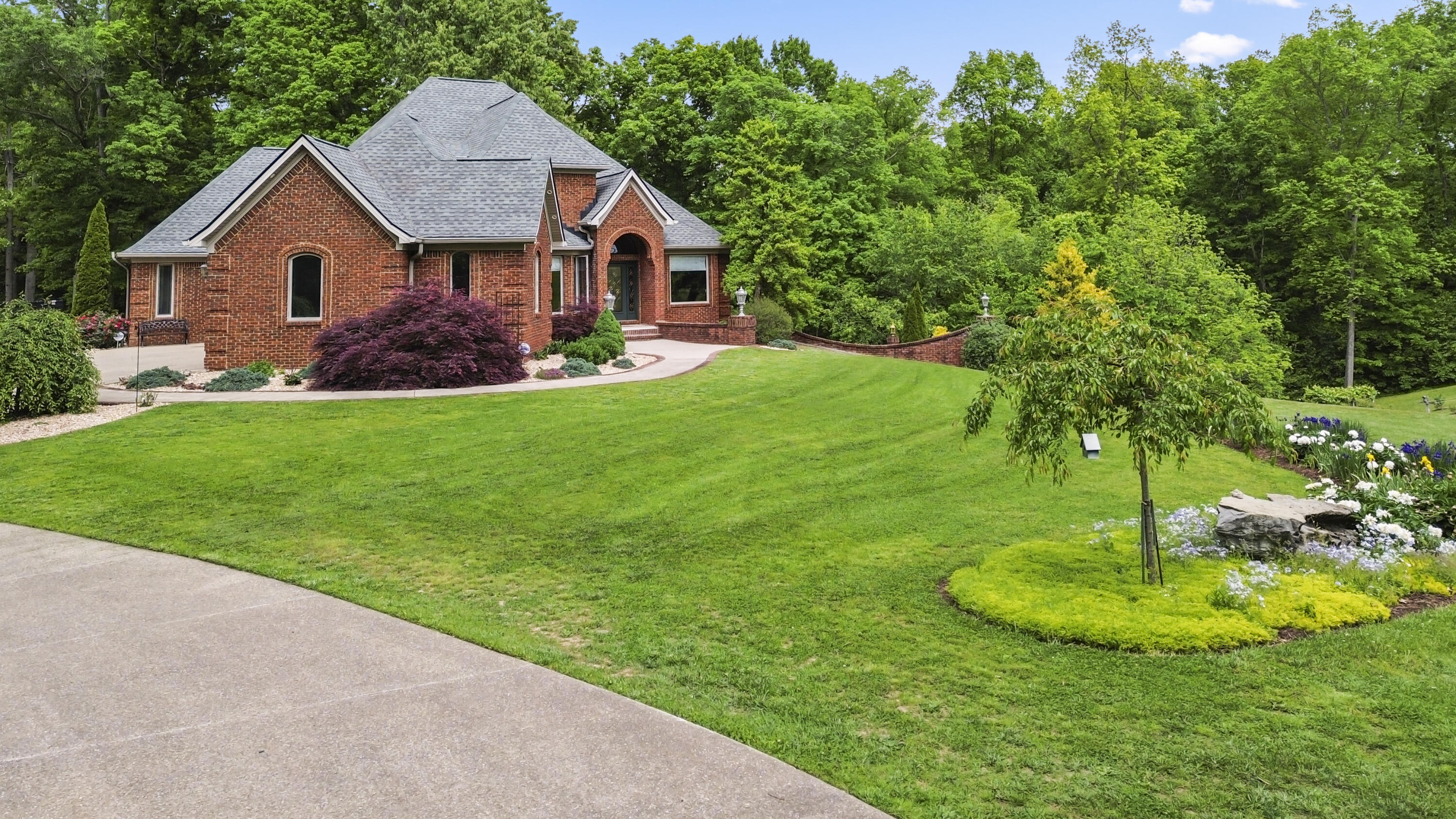 1836 Ferry Road Property Photo 2