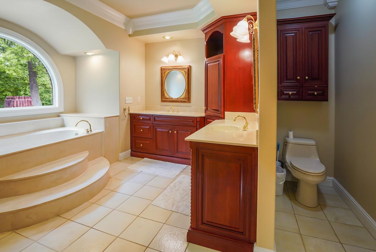 1836 Ferry Road Property Photo 35