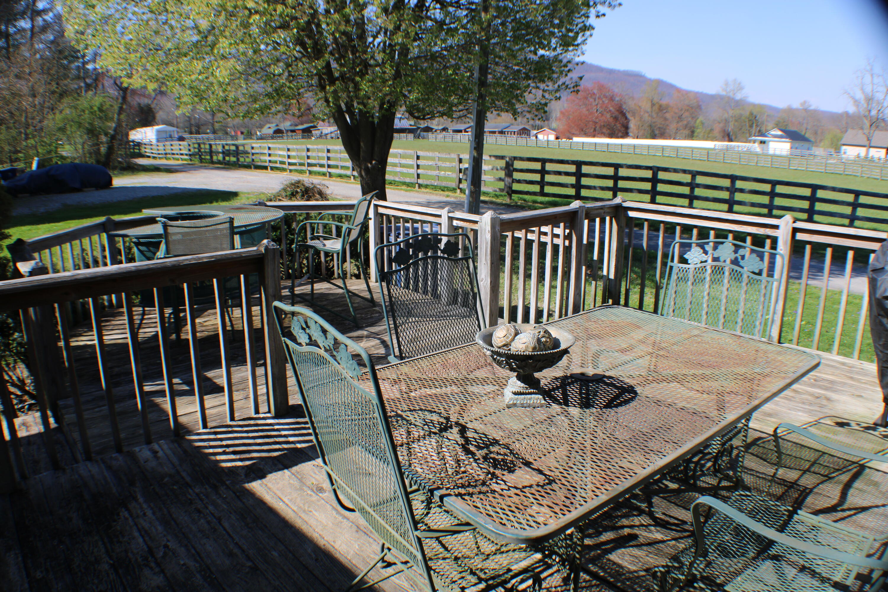 1015 Old Wilson Lane Property Photo 10